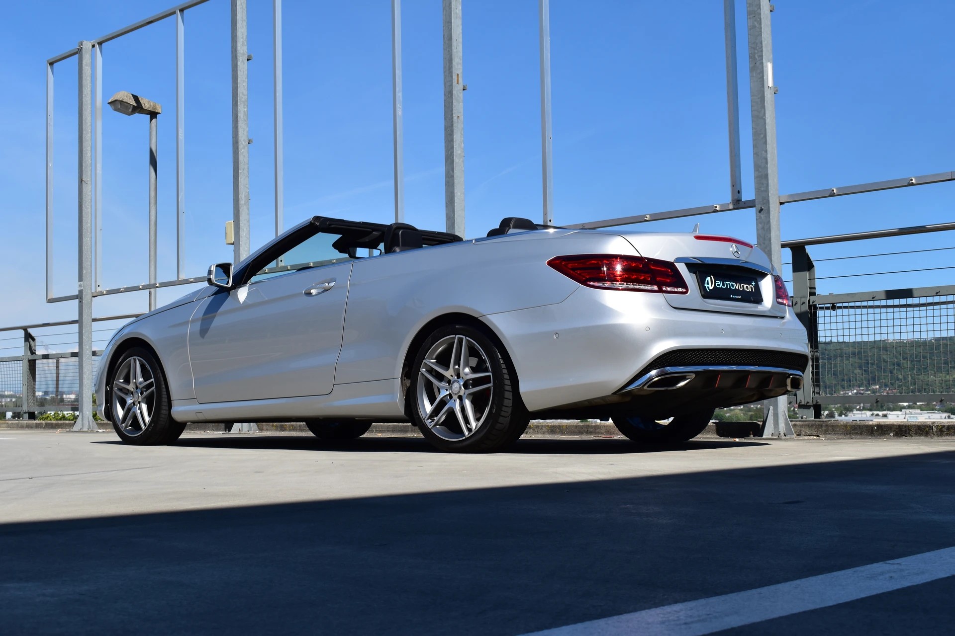 MERCEDES-BENZ E 400 7G-TRONIC AMG LINE PLUS l 333 PS-image-14