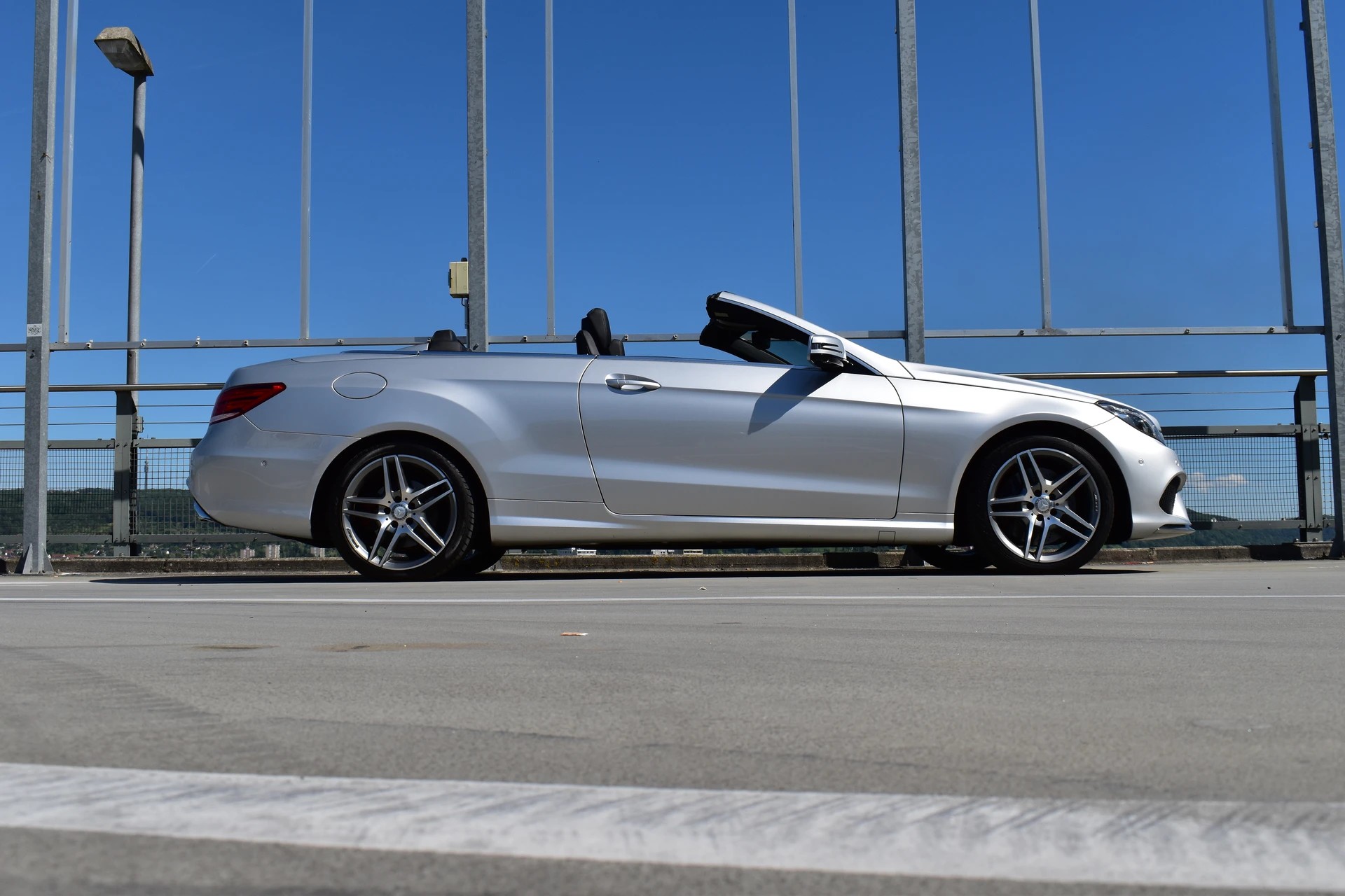 MERCEDES-BENZ E 400 7G-TRONIC AMG LINE PLUS l 333 PS-image-2