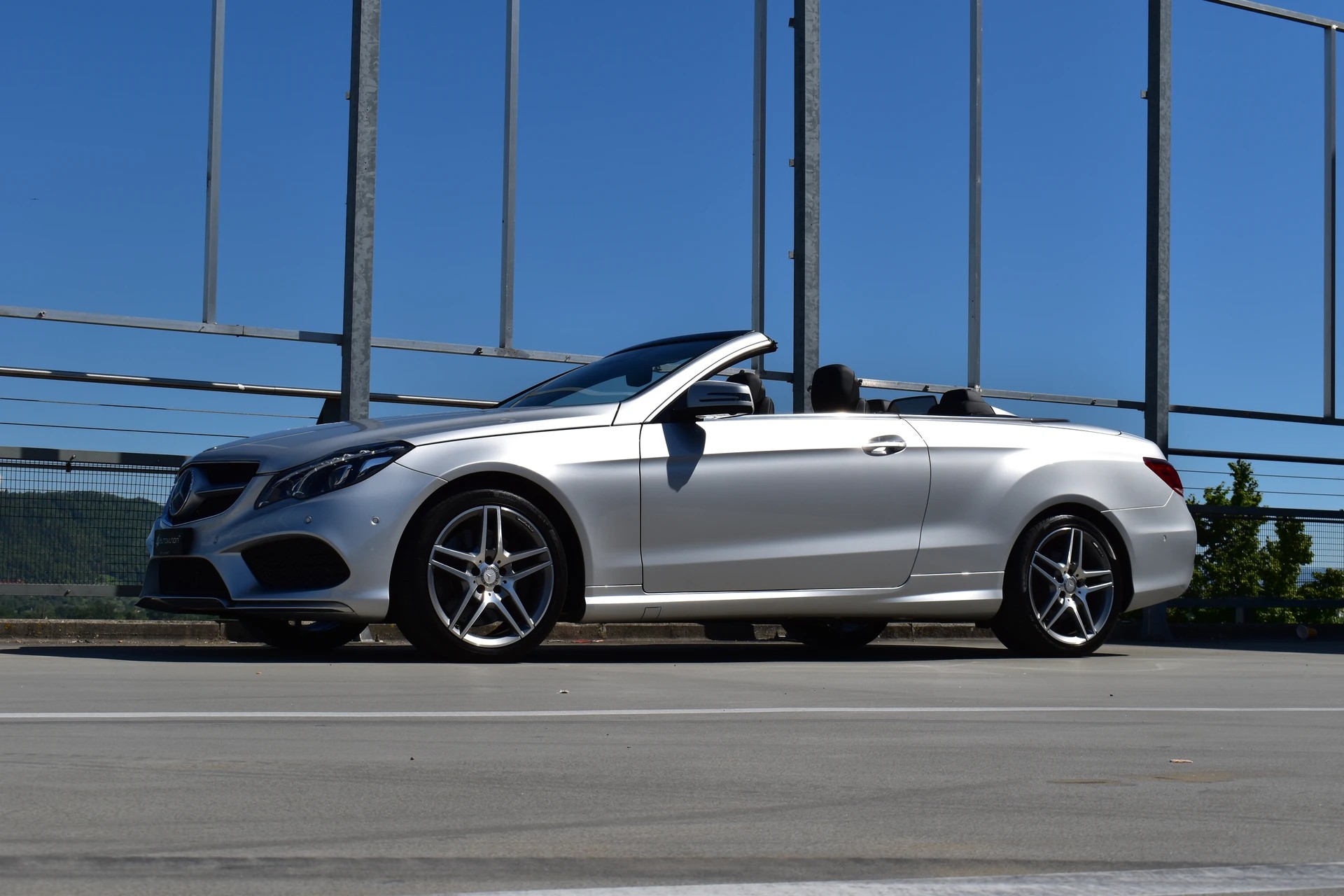 MERCEDES-BENZ E 400 7G-TRONIC AMG LINE PLUS l 333 PS-image-15