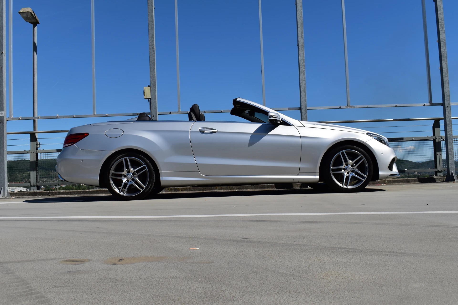 MERCEDES-BENZ E 400 7G-TRONIC AMG LINE PLUS l 333 PS-image-0