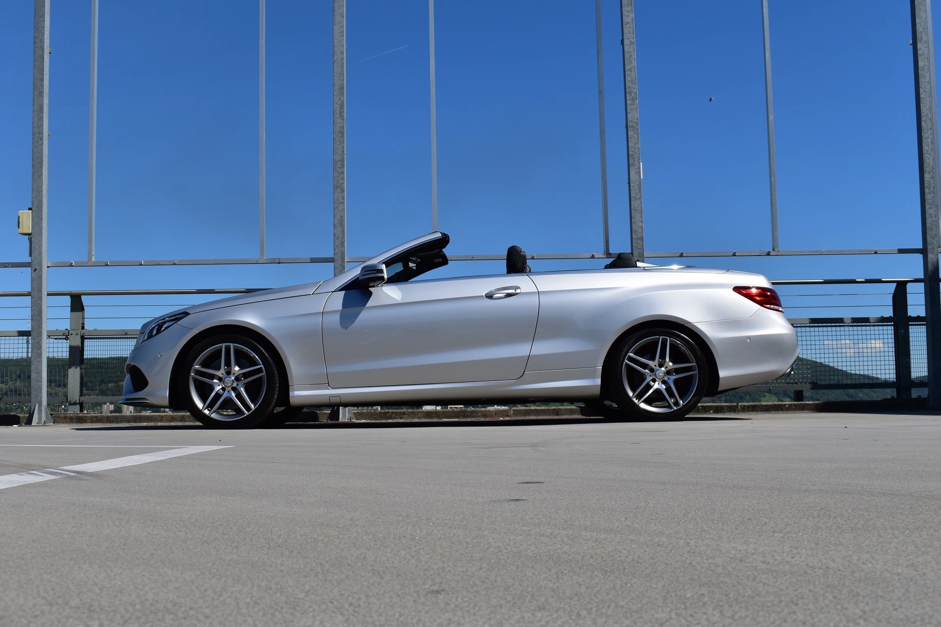 MERCEDES-BENZ E 400 7G-TRONIC AMG LINE PLUS l 333 PS-image-5