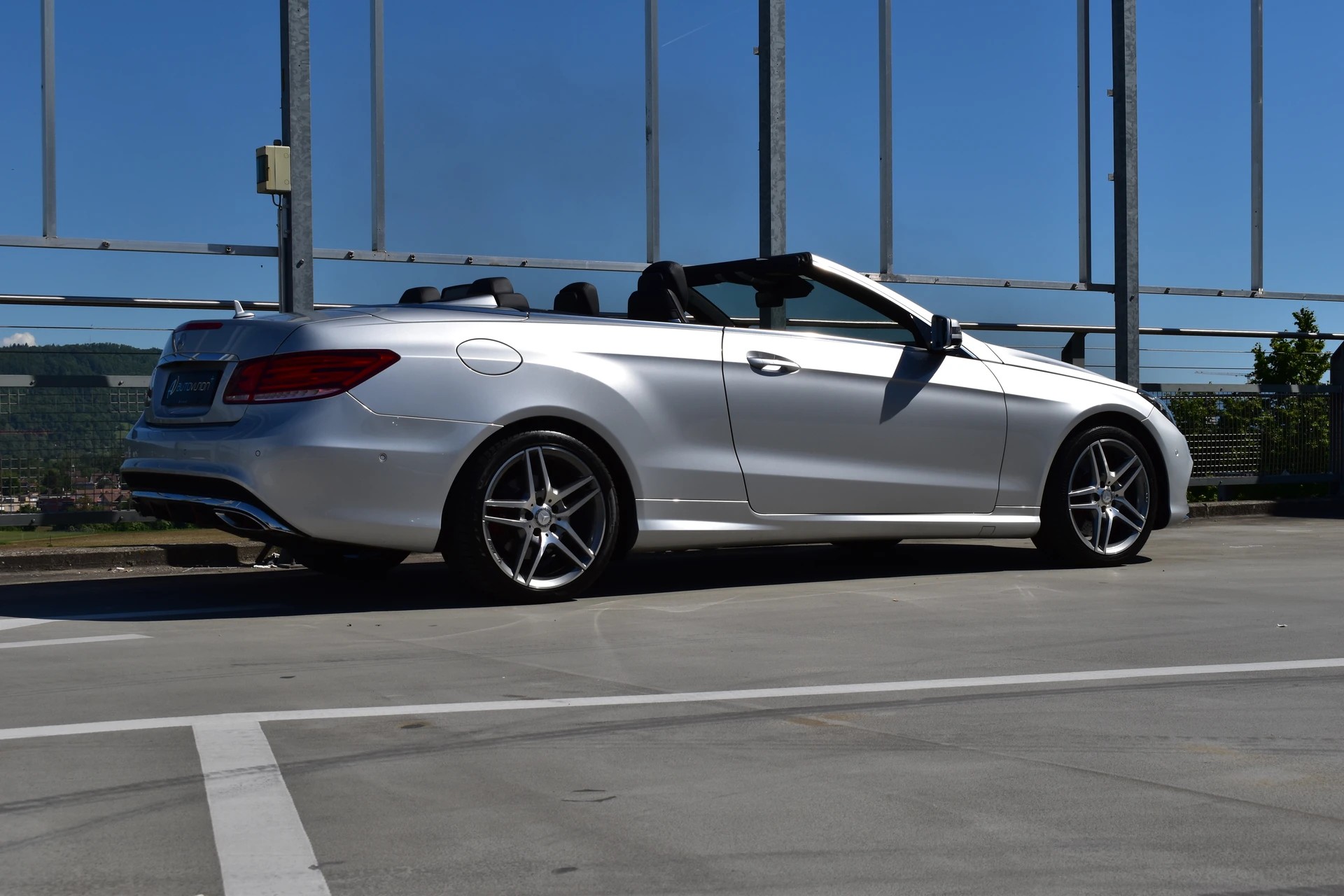 MERCEDES-BENZ E 400 7G-TRONIC AMG LINE PLUS l 333 PS-image-10