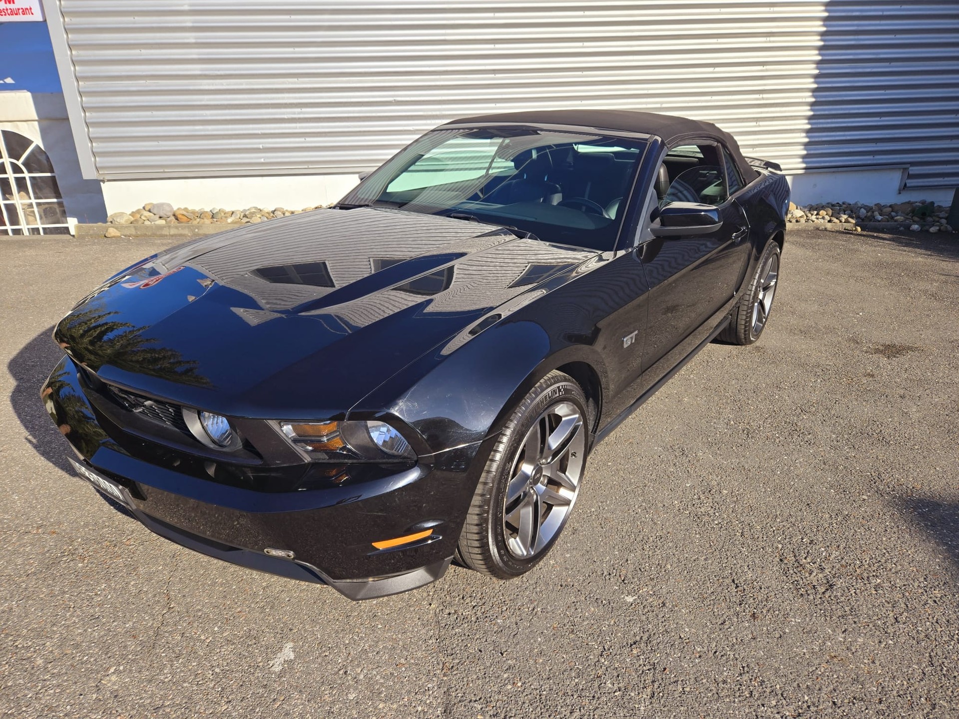 FORD Mustang 4.6L V8 GT-image-0