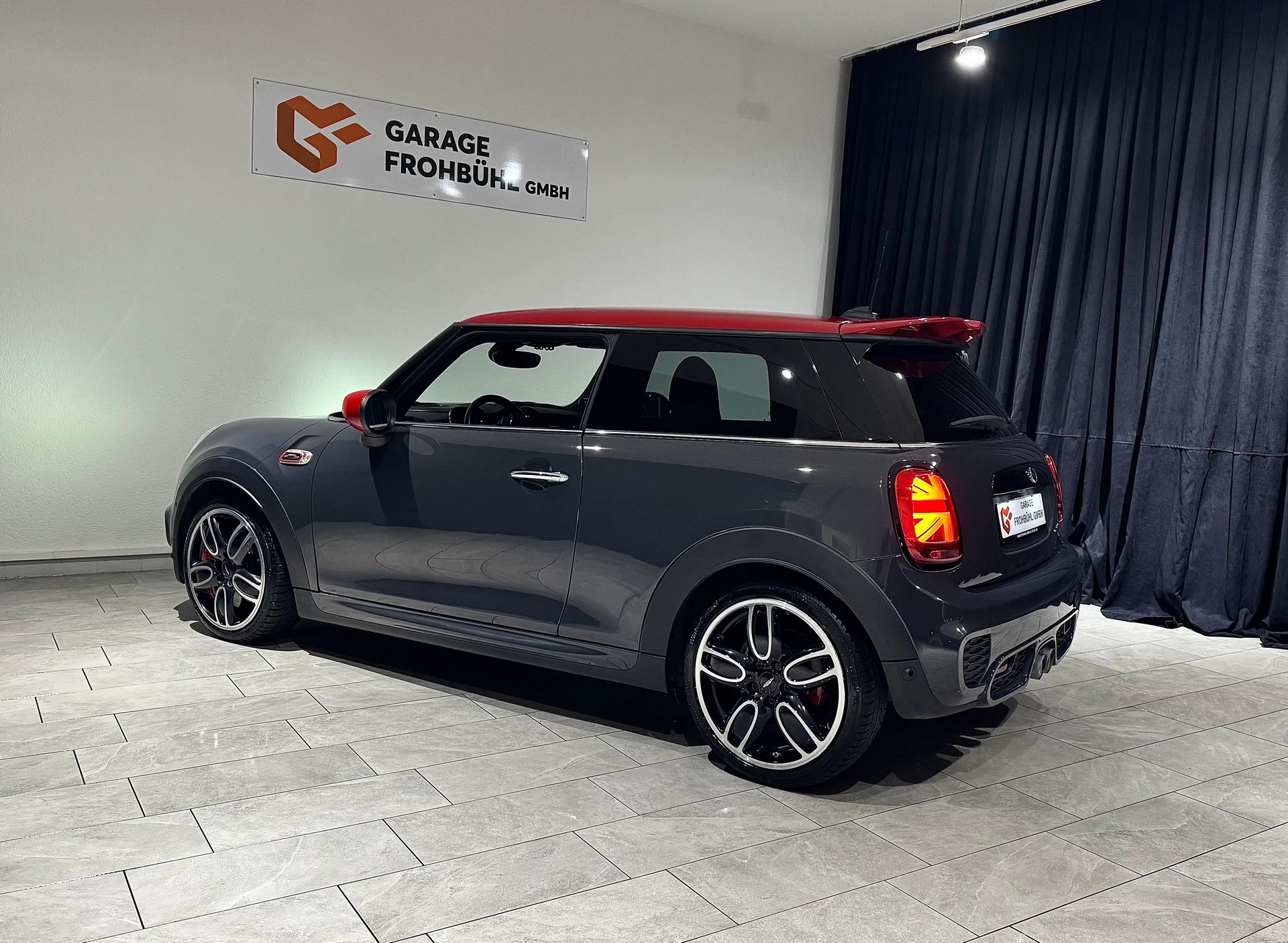 MINI Cooper John Cooper Works-image-6