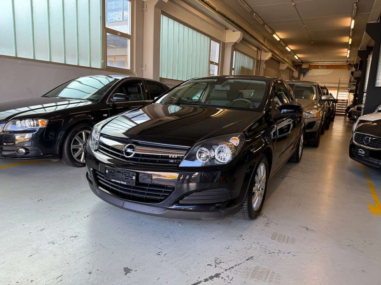 OPEL Astra GTC 1.8i 16V Sport-image-5
