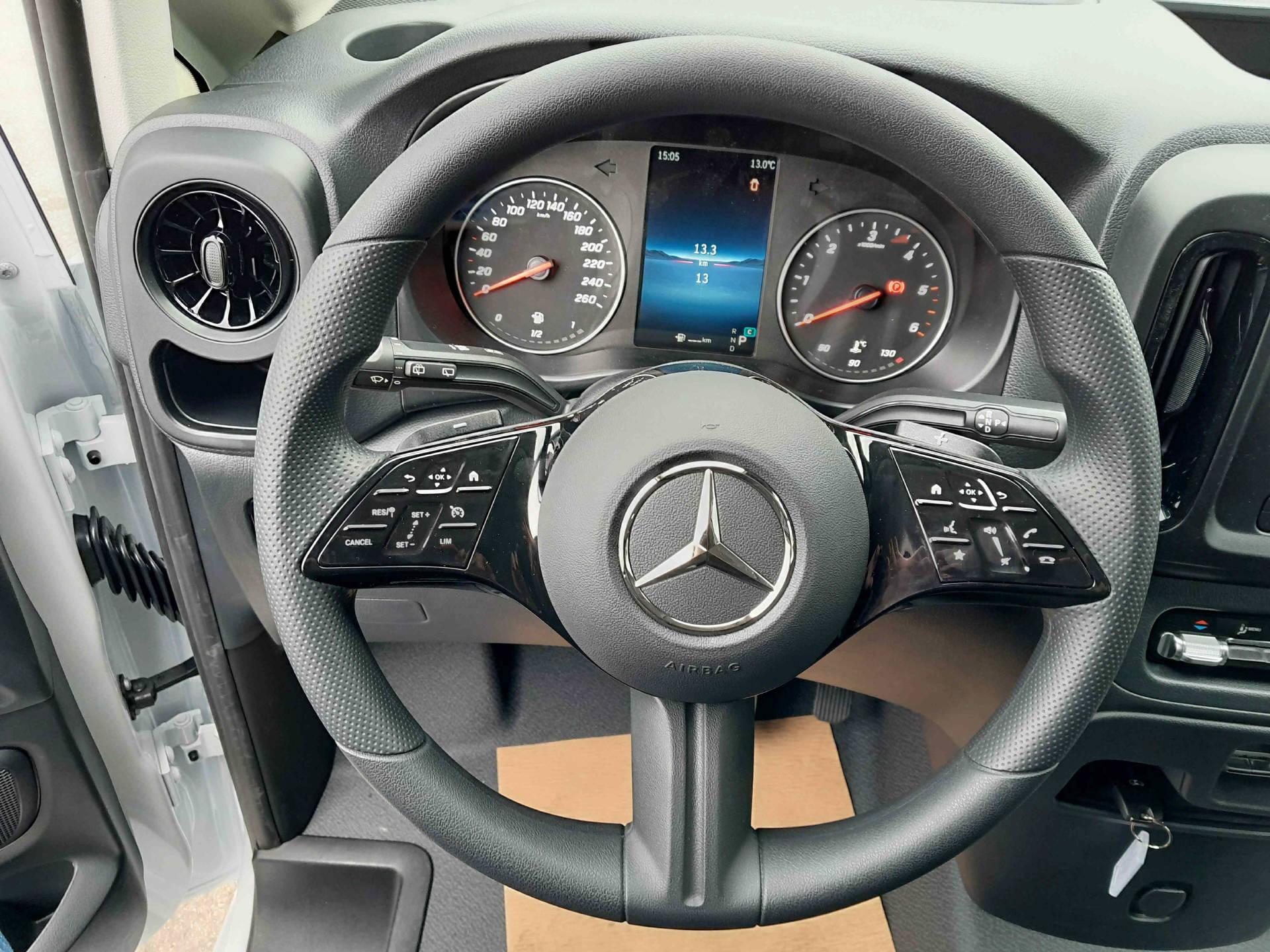 MERCEDES-BENZ Vito 114 CDI KA PRO L 4x4-image-8