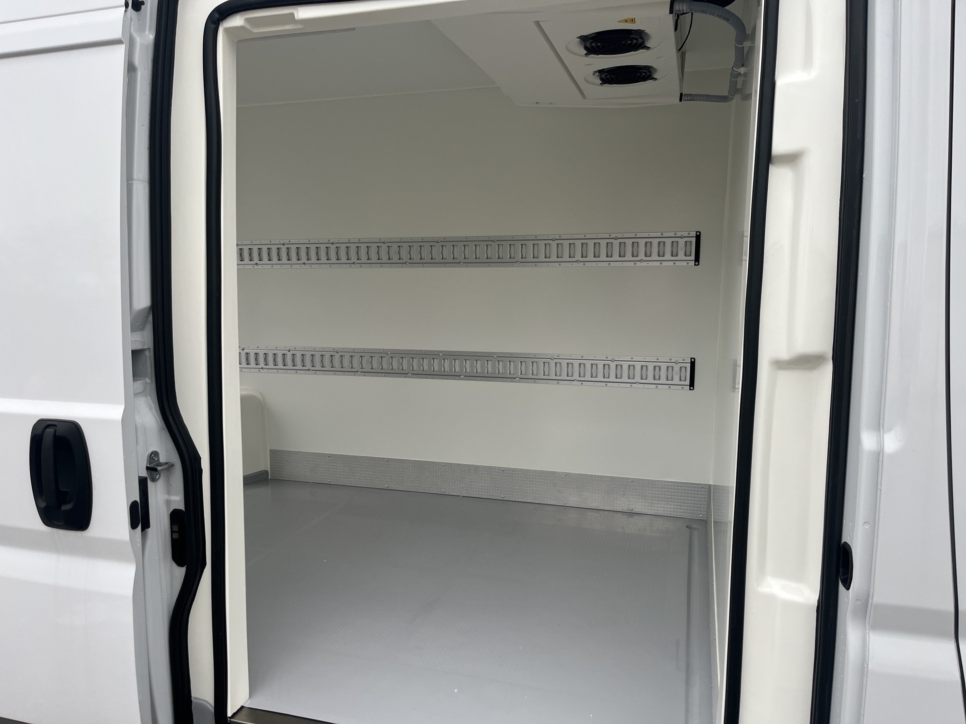 CITROEN Jumper 2.2 BlueHDi 180 L3H2 *Kühlwagen bis -20° Fahr- und Standkühlung*-image-18