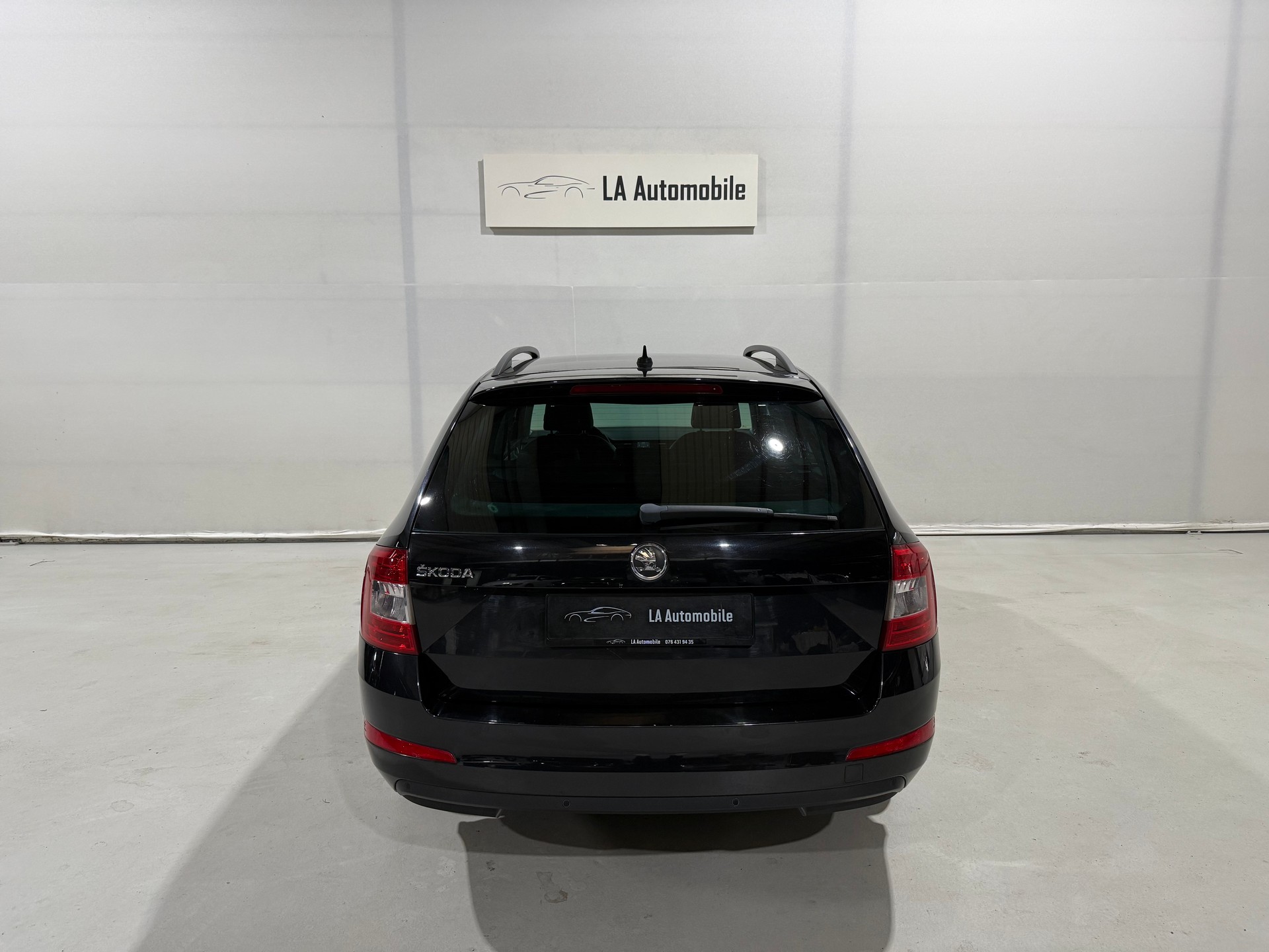 SKODA Octavia Combi 1.6 TDI Elegance DSG-image-7
