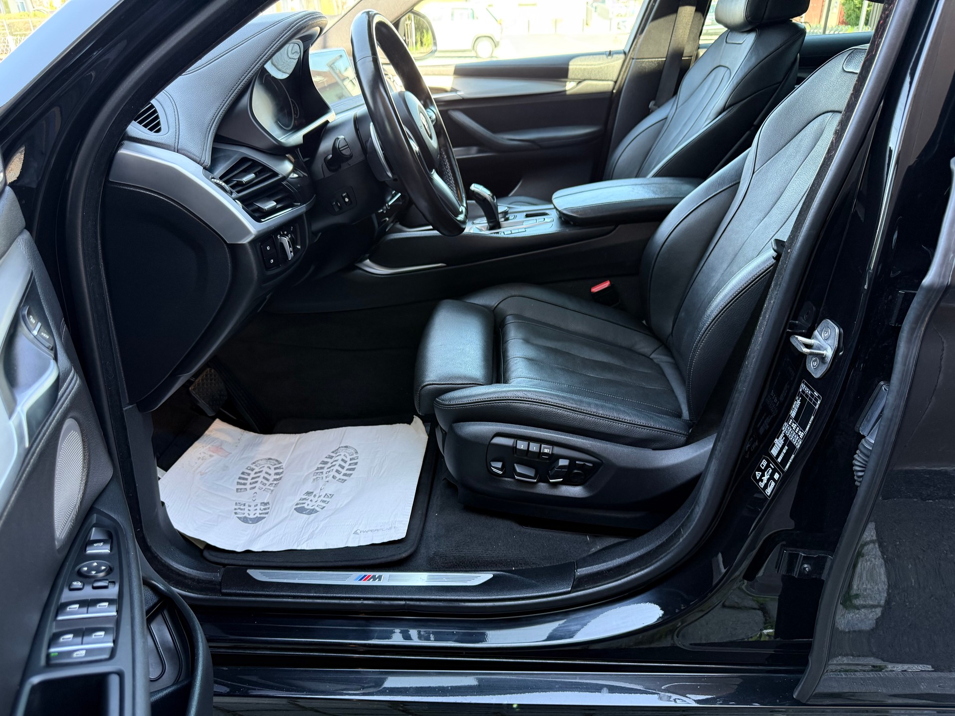BMW X6 xDrive 40d M Sport Steptronic-image-11