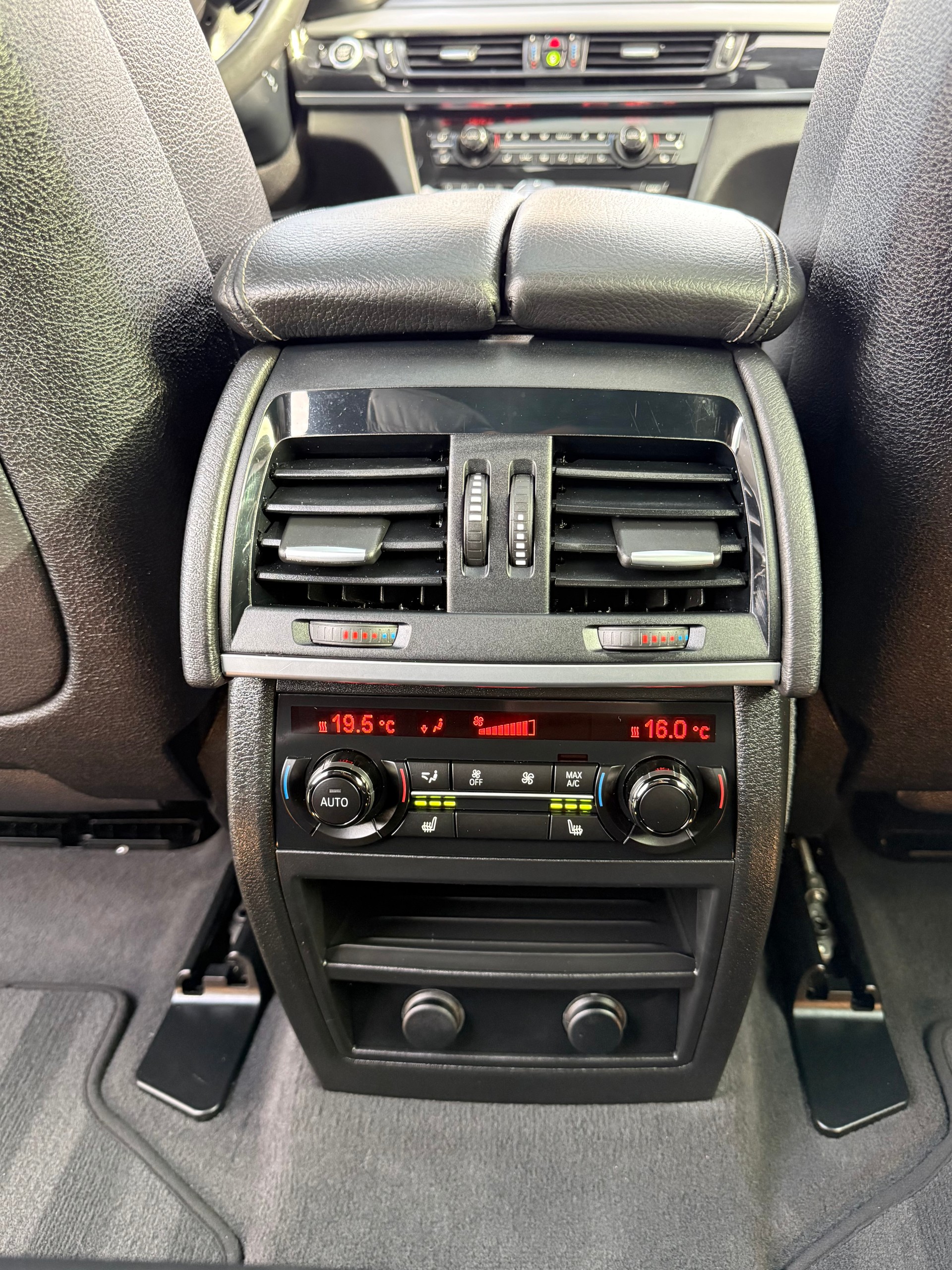 BMW X6 xDrive 40d M Sport Steptronic-image-14