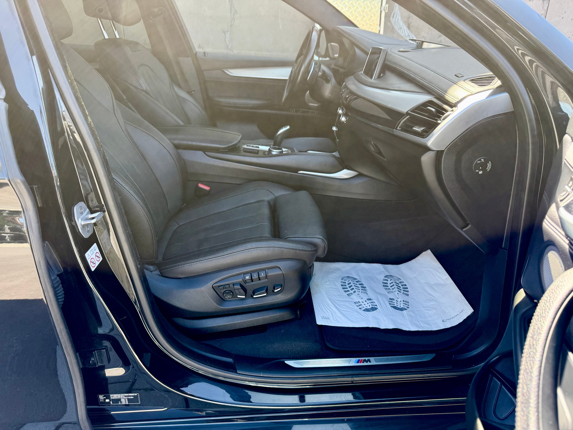 BMW X6 xDrive 40d M Sport Steptronic-image-12