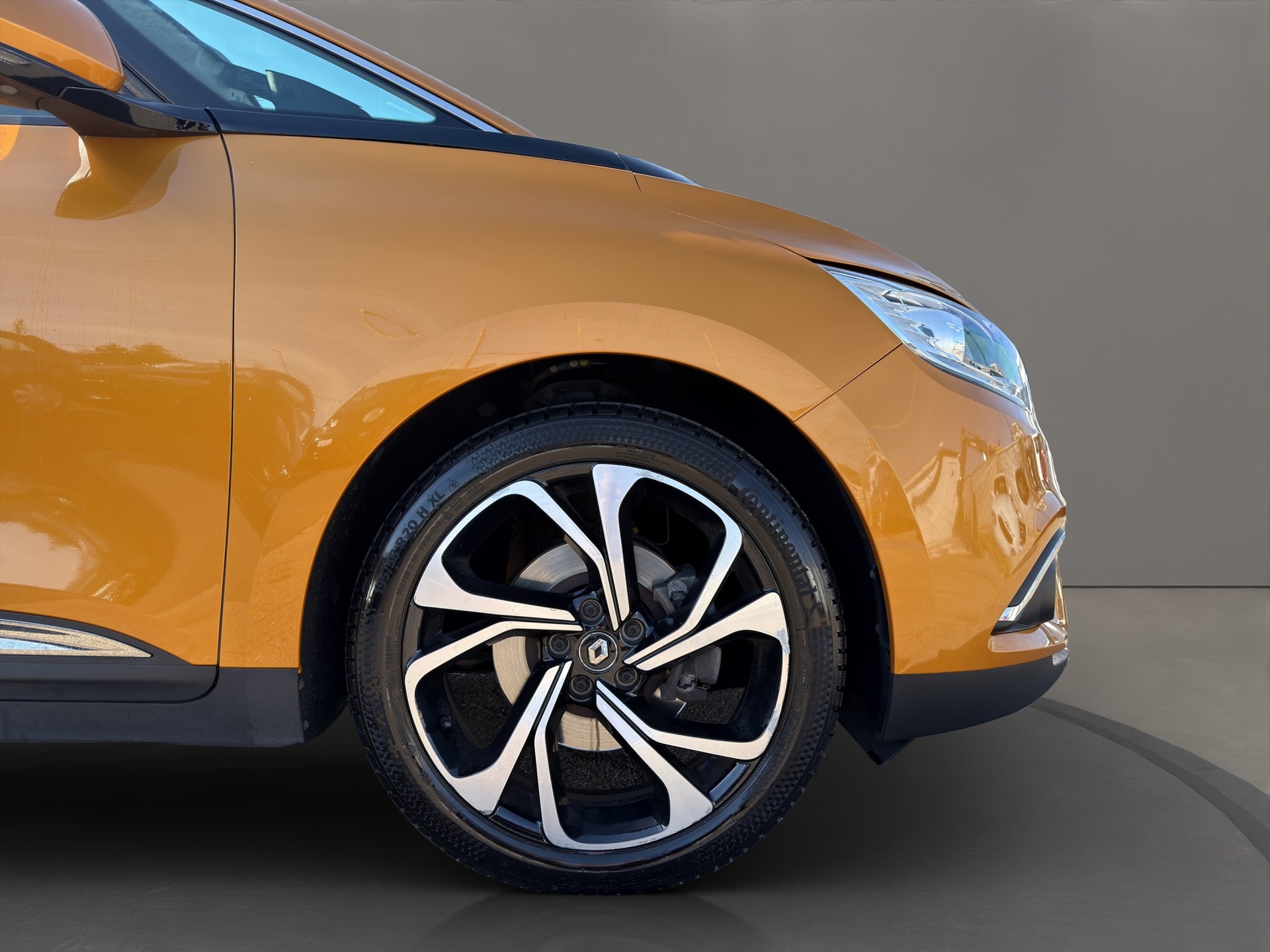 RENAULT Scénic 1.5 dCi Bose EDC-image-4