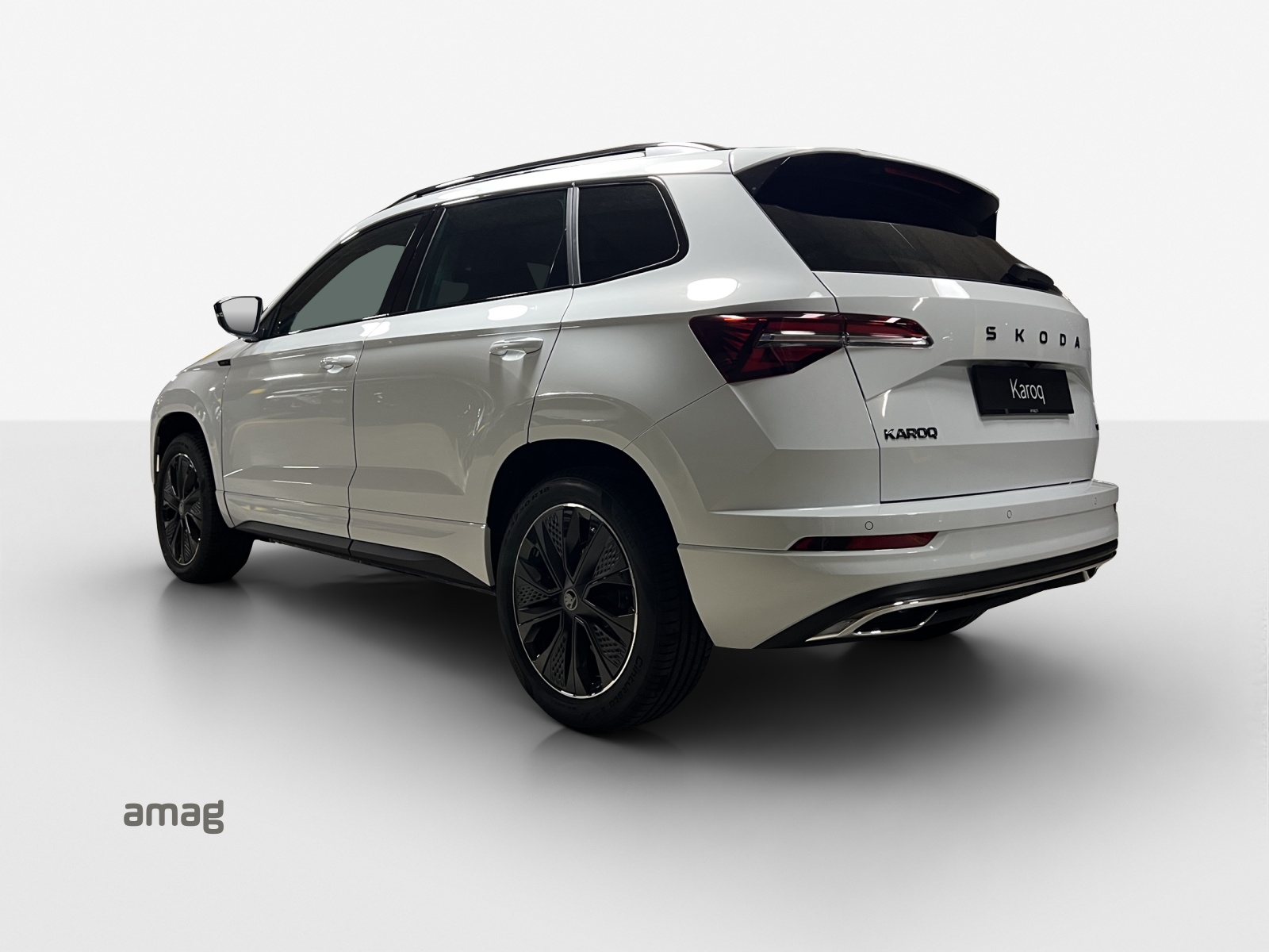 SKODA Karoq 2.0 TSI SportLine 4x4 DSG-image-2