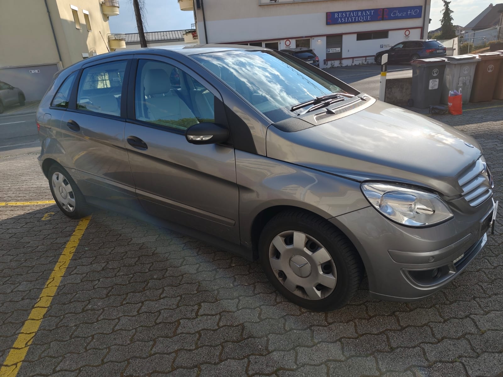 MERCEDES-BENZ B 180 CDI-image-1