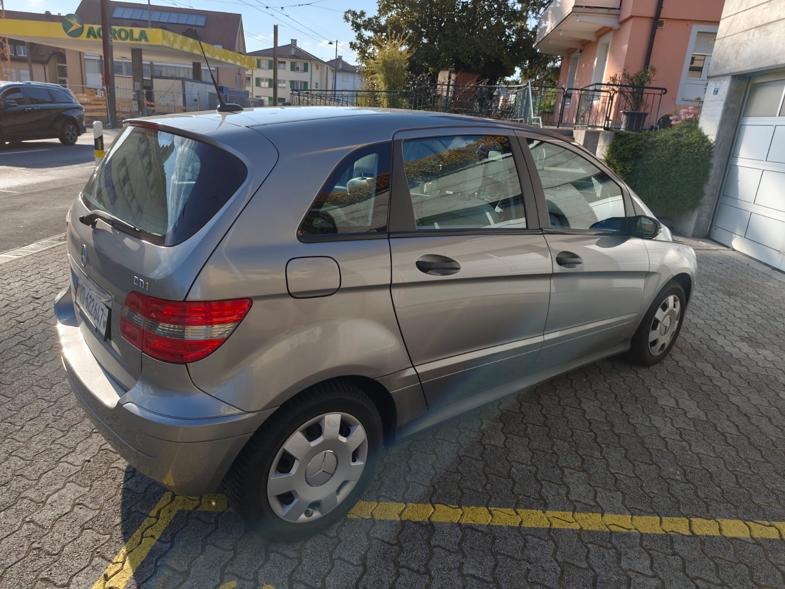 MERCEDES-BENZ B 180 CDI-image-4