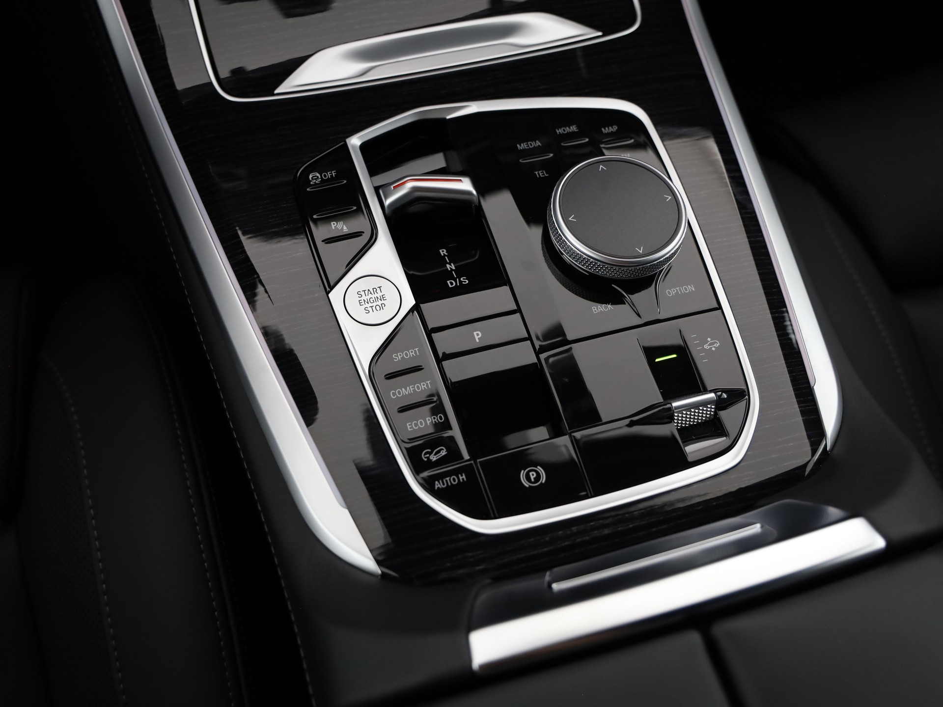 BMW X5 30d xDrive SAG-image-17