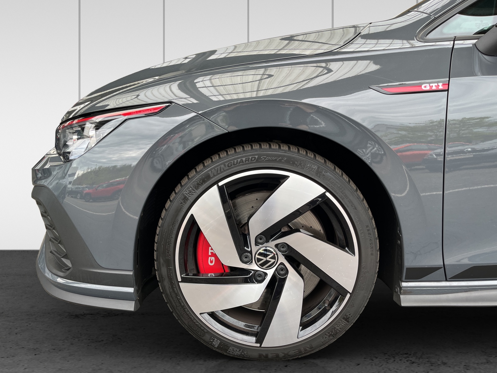 VW Golf 2.0 TSI GTI Clubsport DSG-image-12