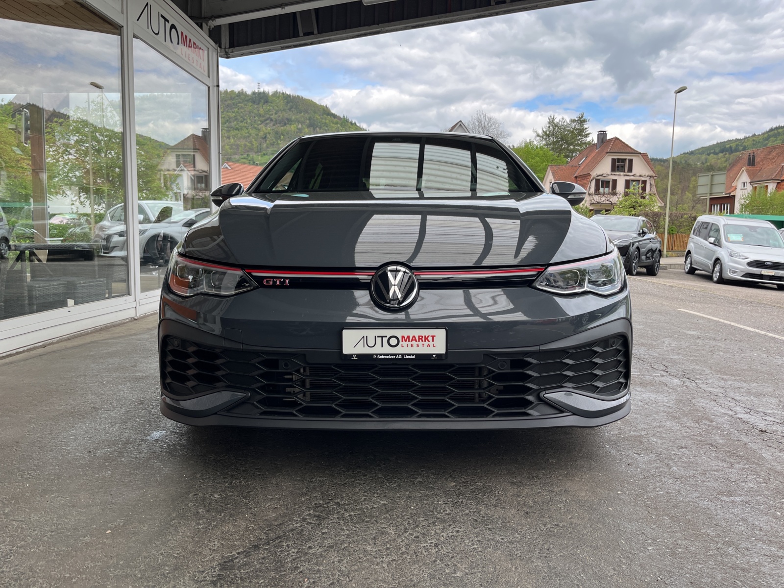 VW Golf 2.0 TSI GTI Clubsport DSG-image-5