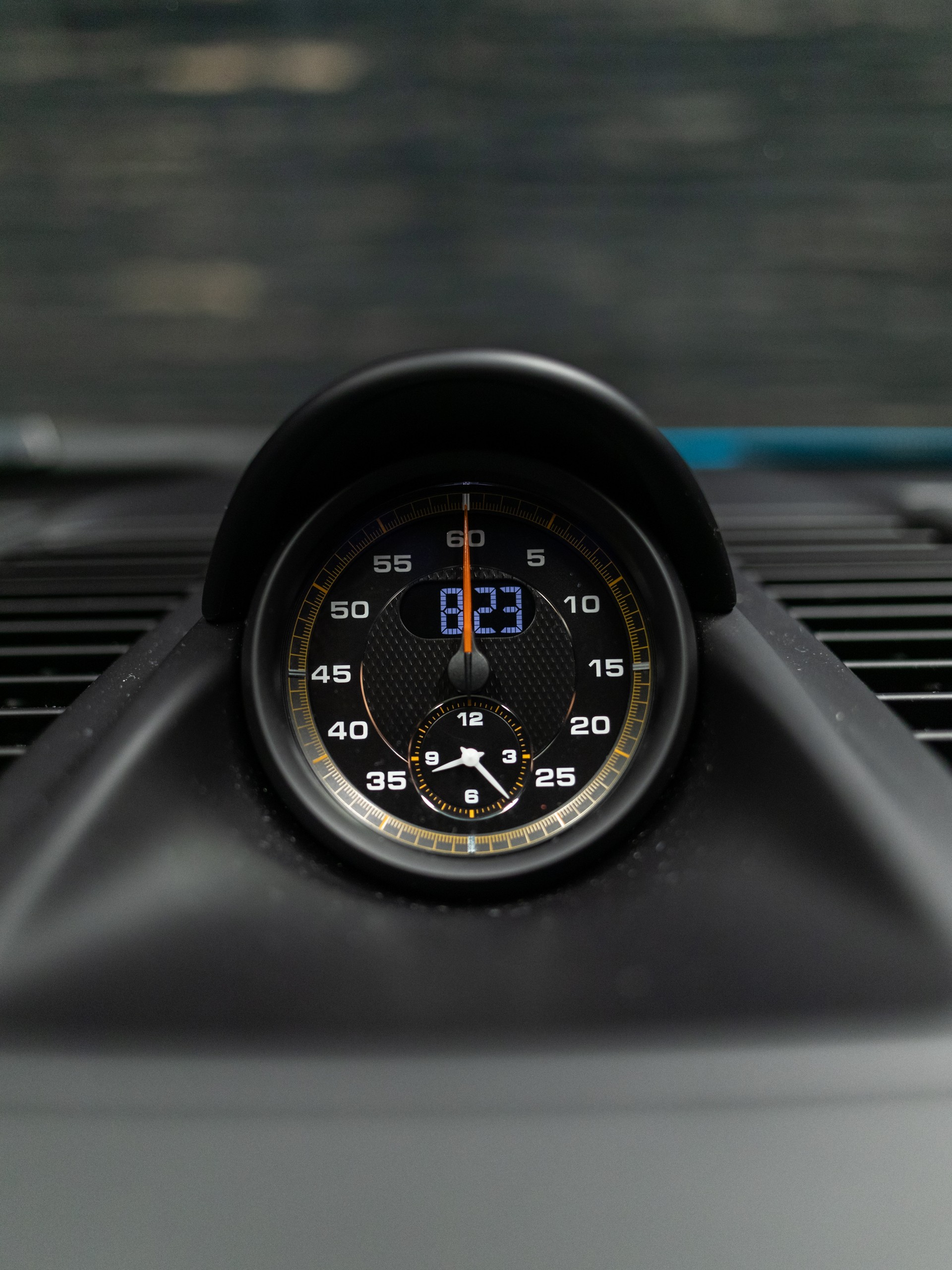 PORSCHE 911 GT3-image-17
