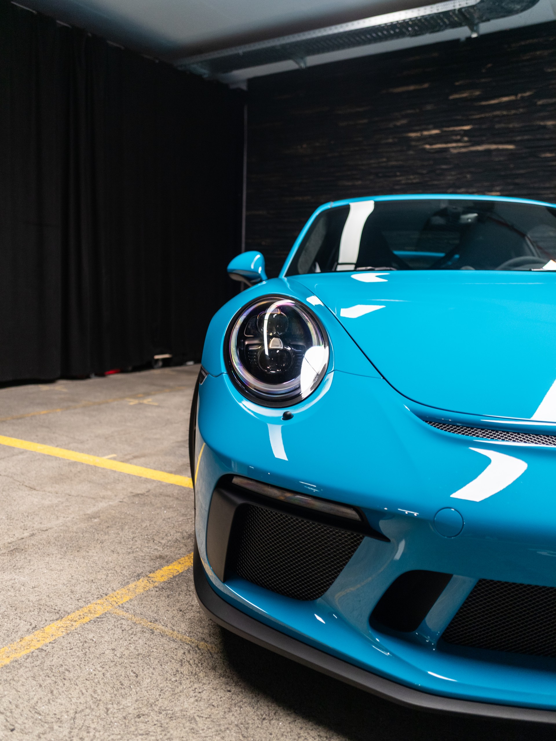 PORSCHE 911 GT3-image-11