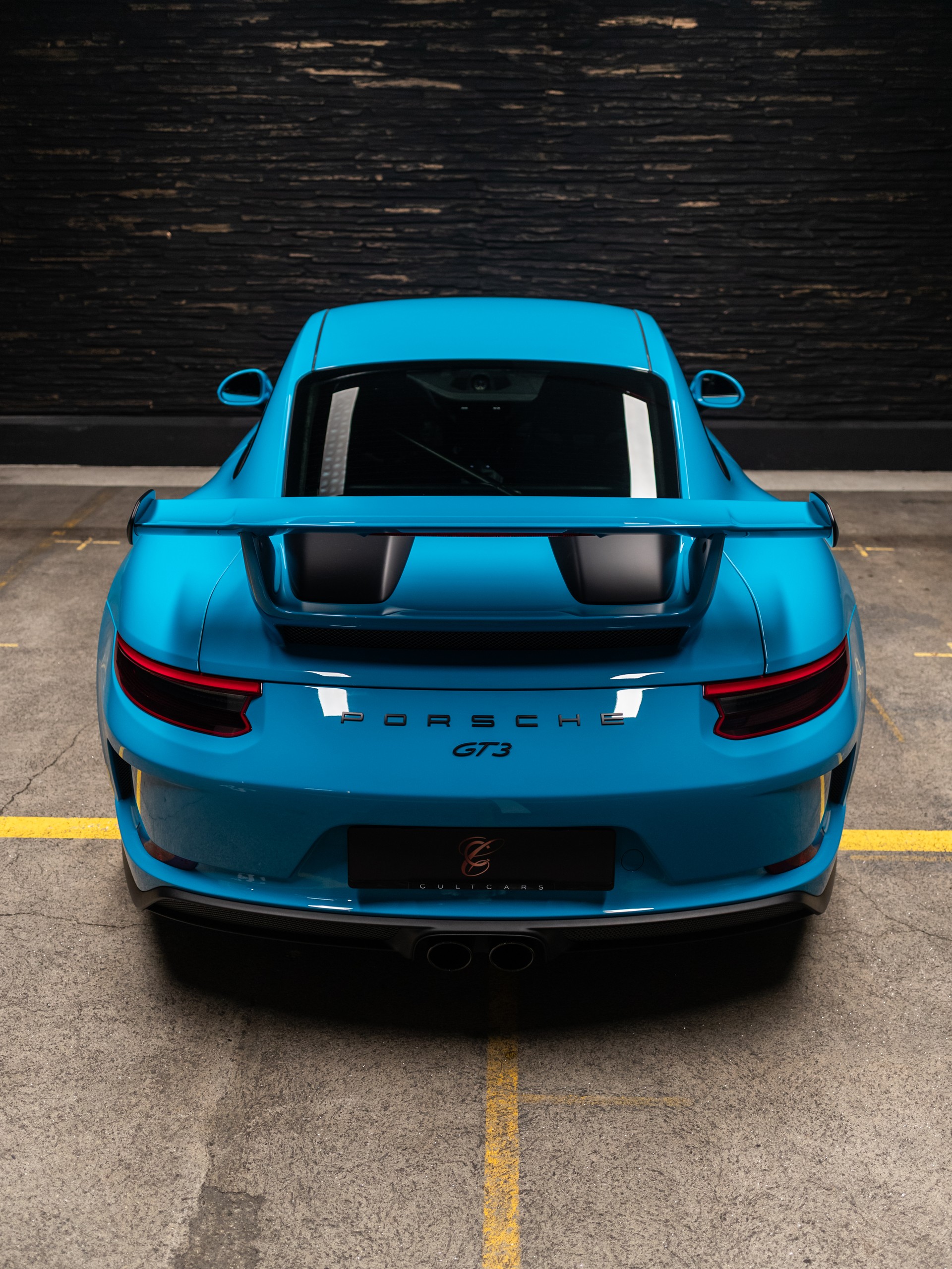 PORSCHE 911 GT3-image-23