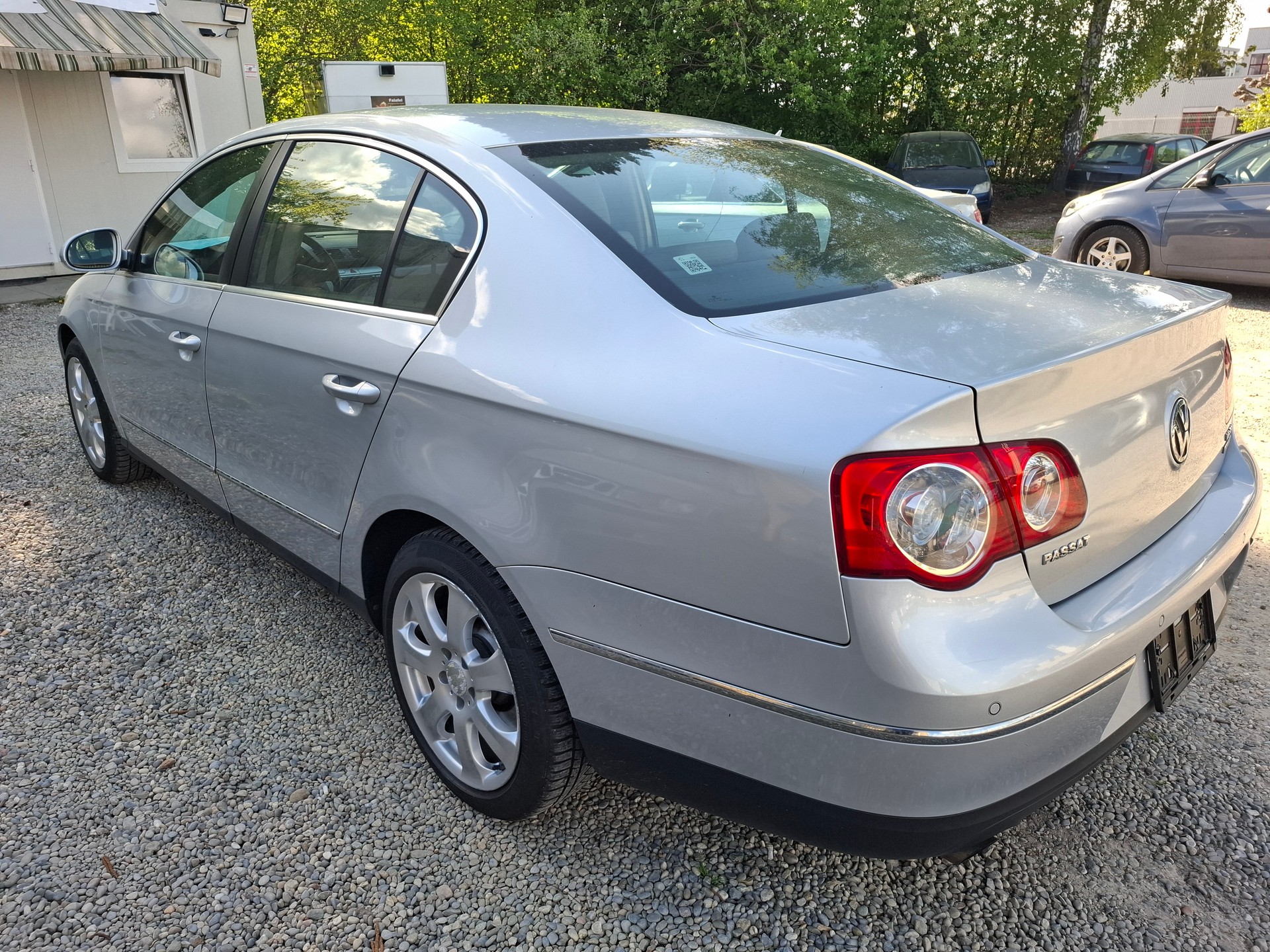 VW Passat 3.2 V6 FSI Comfortline 4Motion-image-6