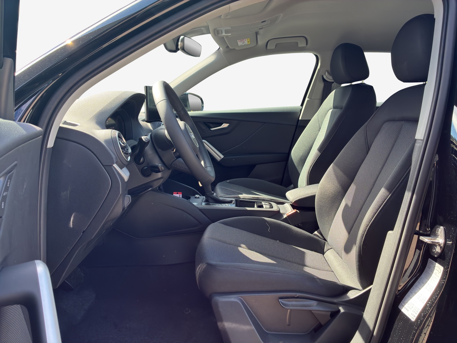 AUDI Q2 40 TFSI S line quattro S-tronic-image-7