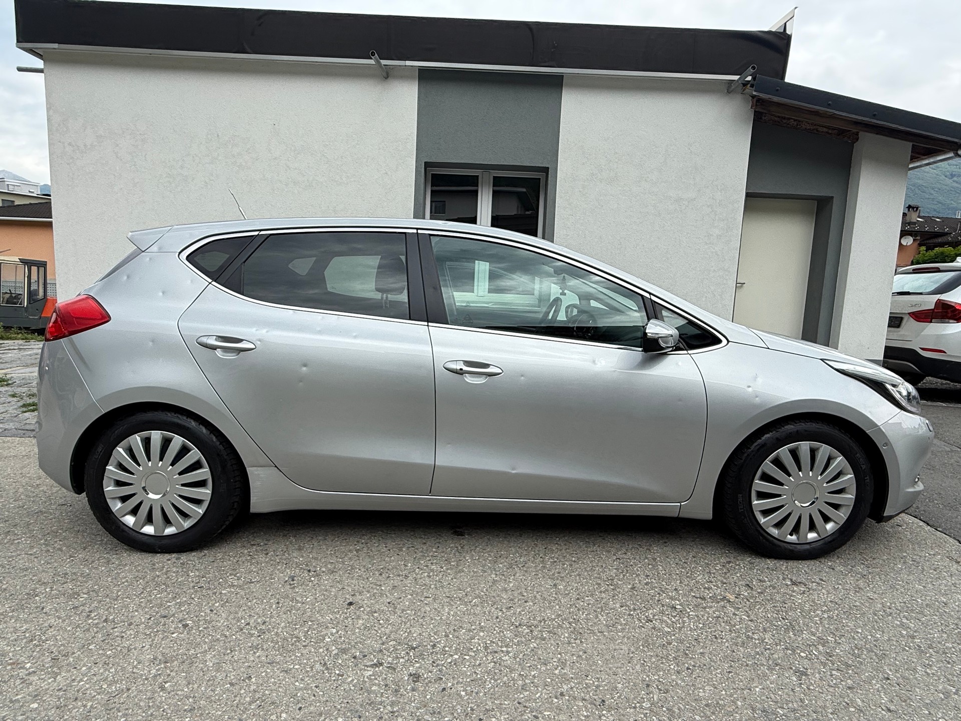 KIA Cee'd 1.6 GDi Style-image-5