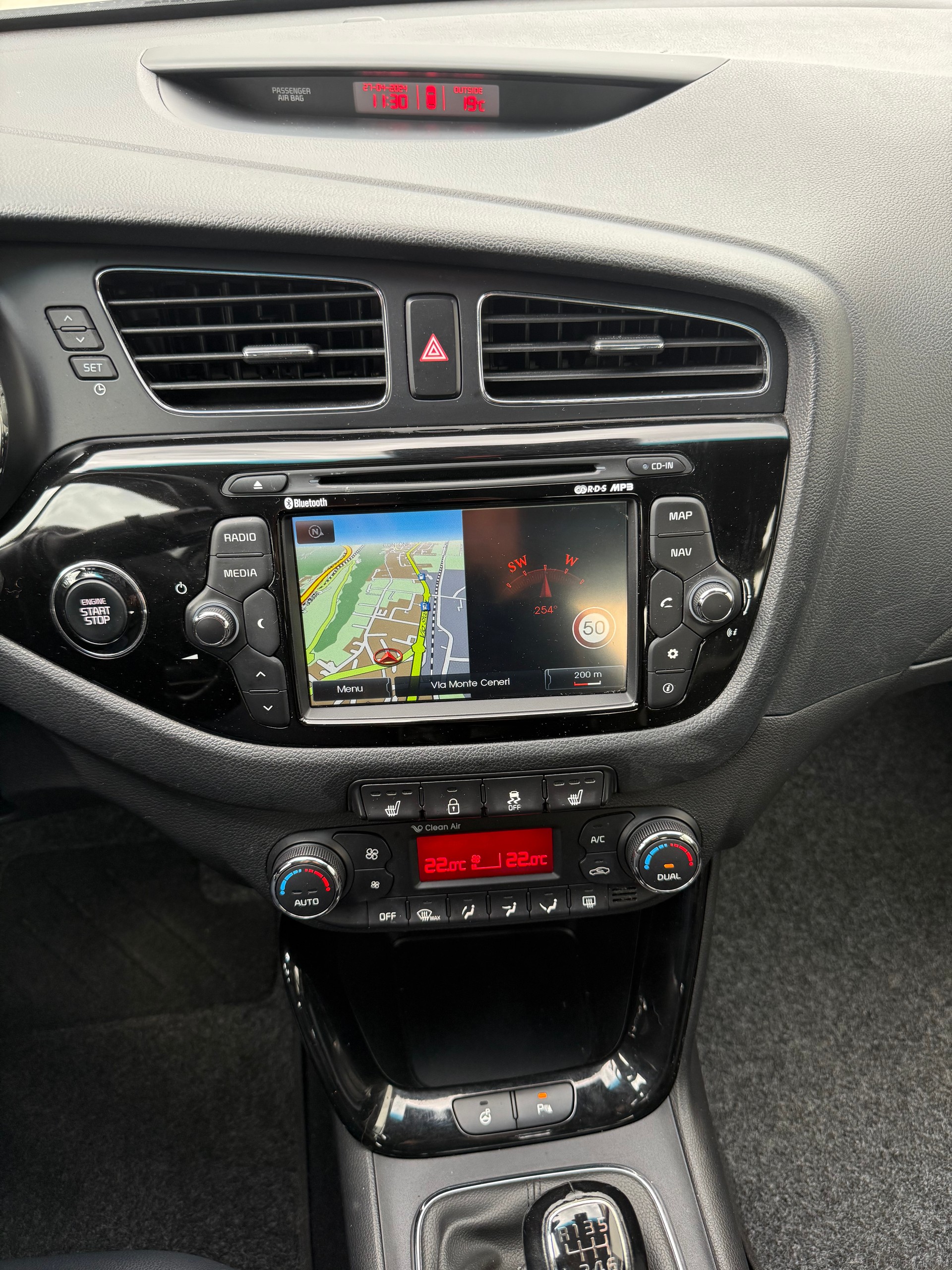 KIA Cee'd 1.6 GDi Style-image-11