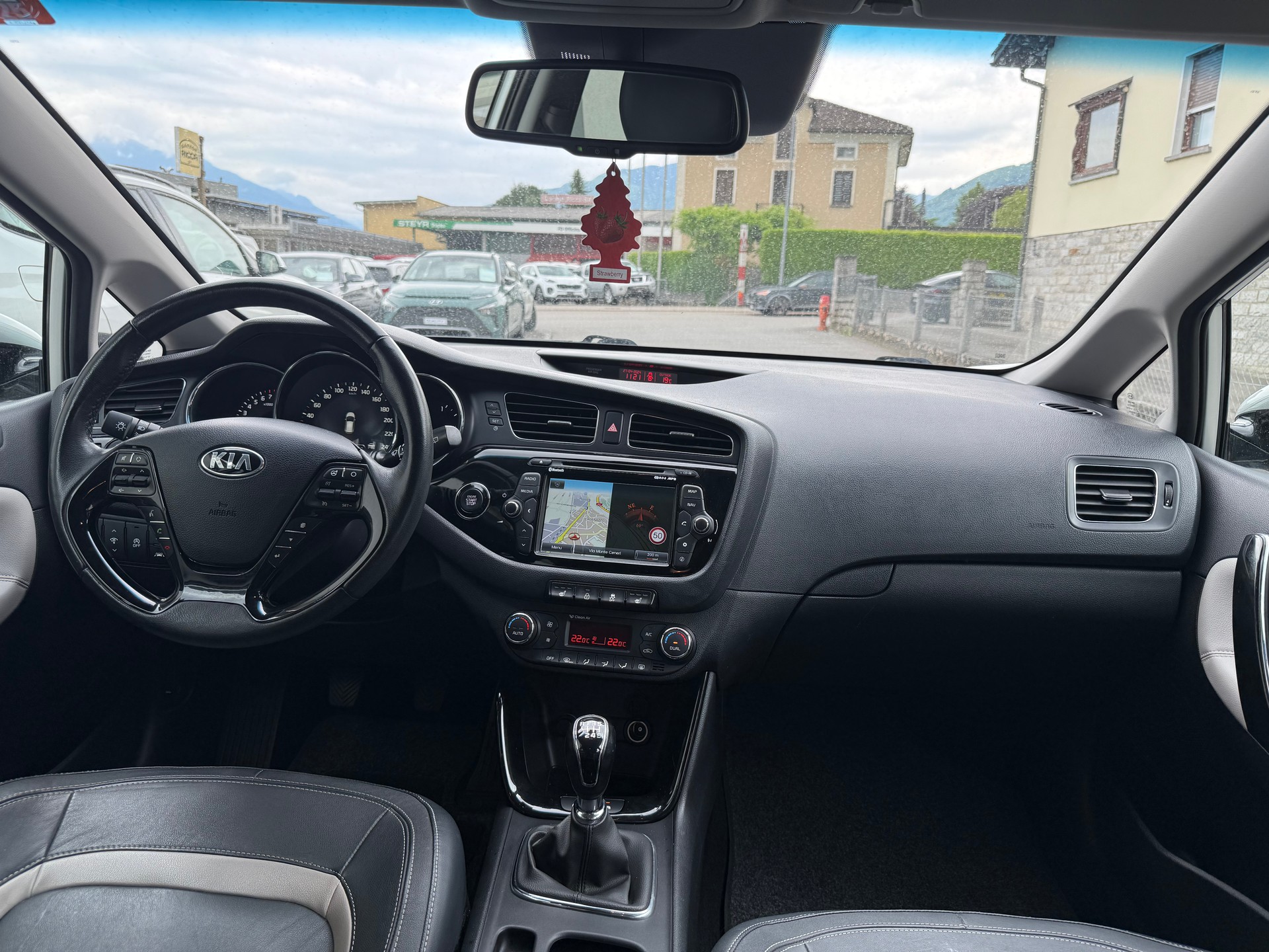 KIA Cee'd 1.6 GDi Style-image-10
