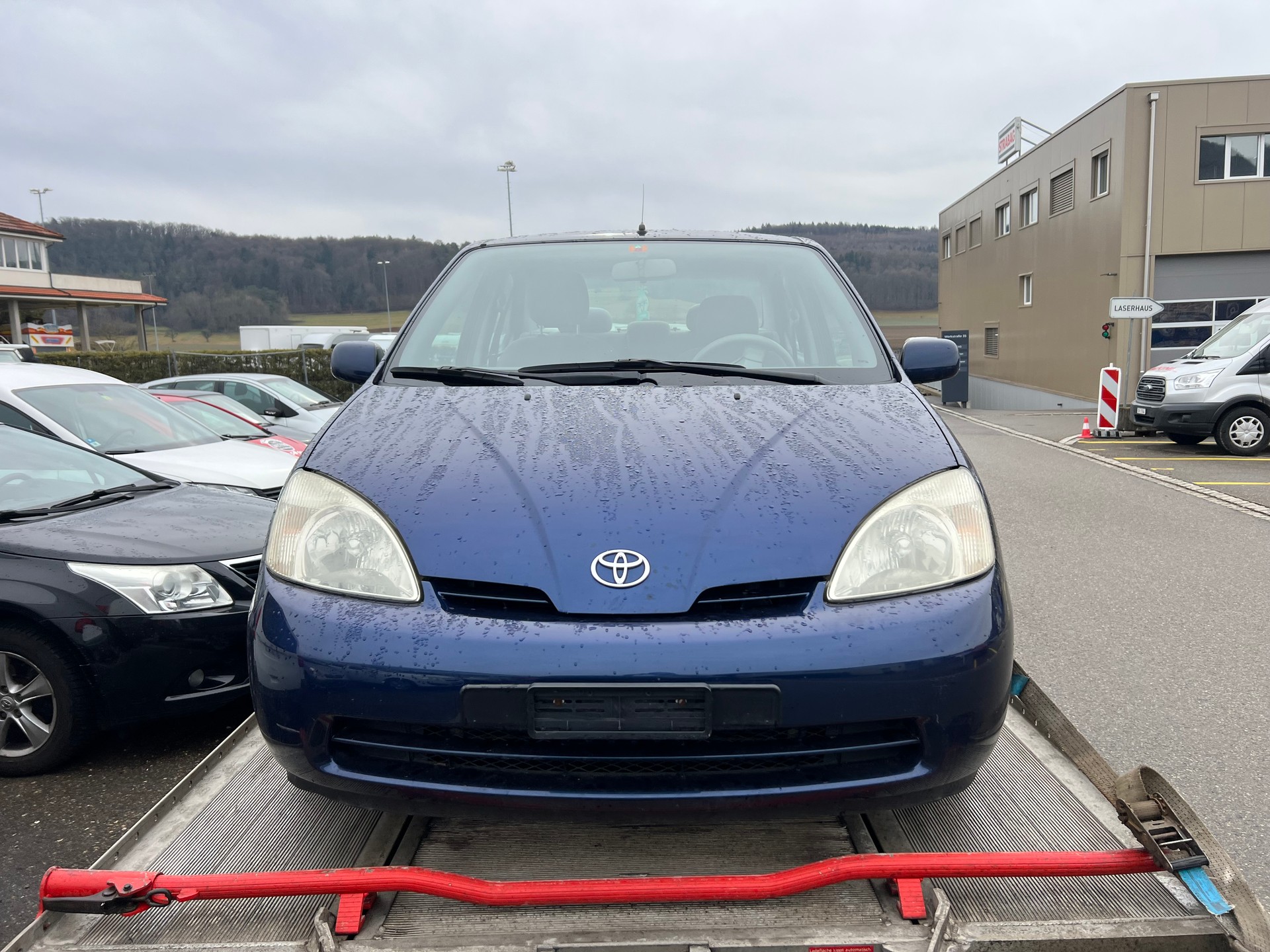 TOYOTA Prius 1.5 16V Hybrid-image-1
