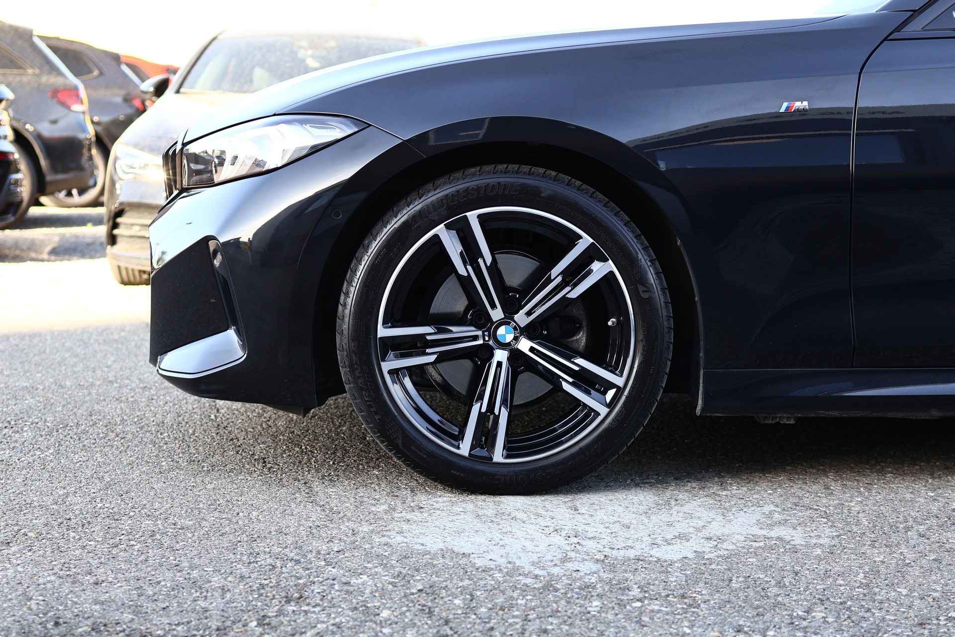 BMW 320d xDrive Touring M Sport-image-10