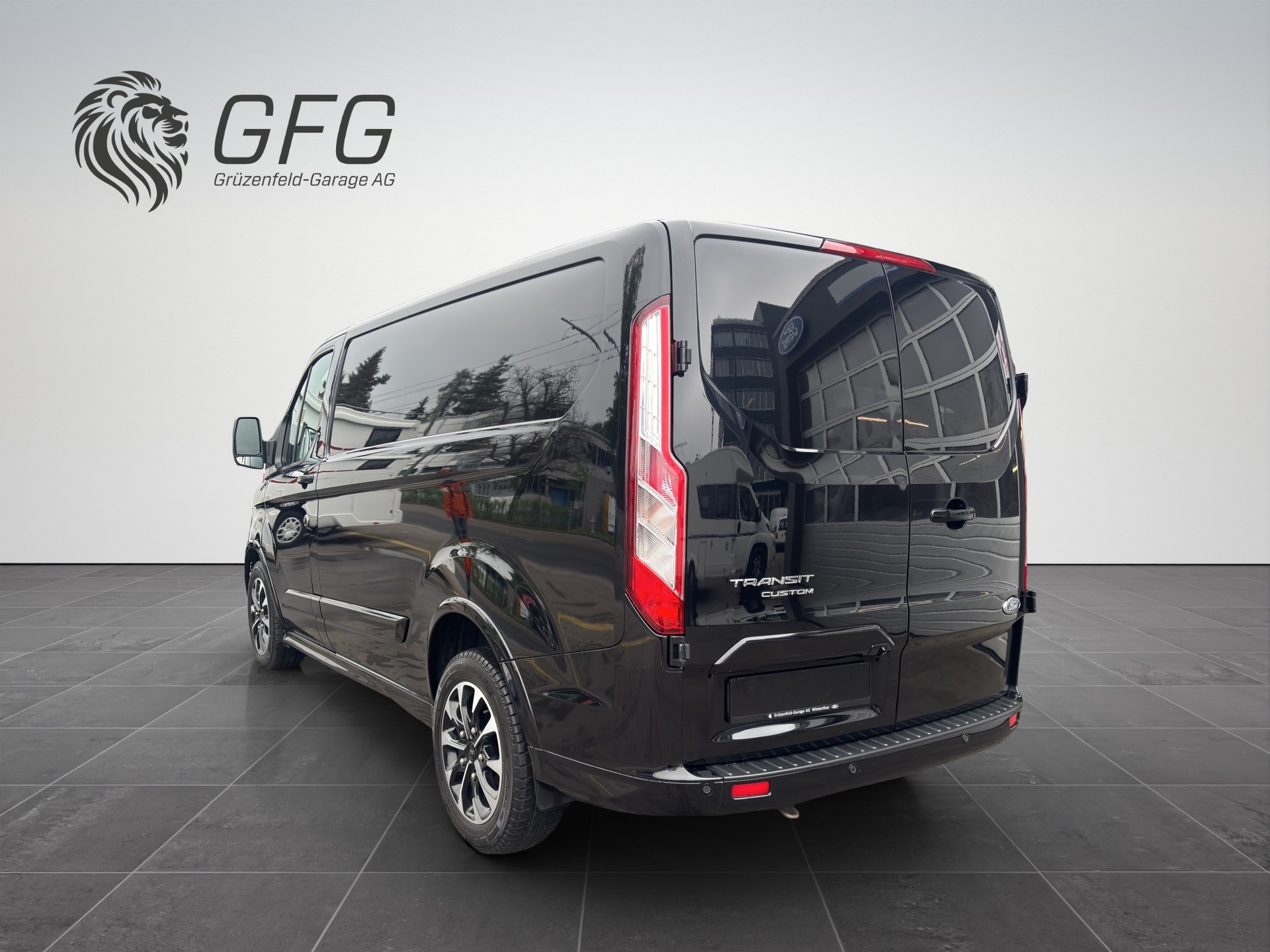 FORD Transit C Van 310 L1 2.0 TDCi 185 Sport-showroom-element-3