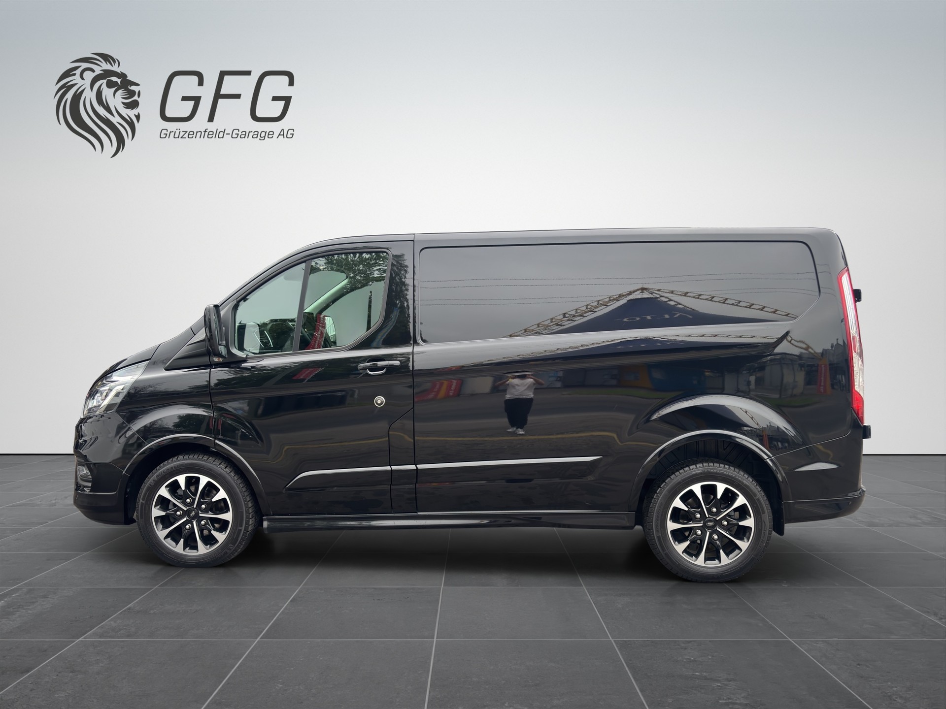 FORD Transit C Van 310 L1 2.0 TDCi 185 Sport-showroom-element-2