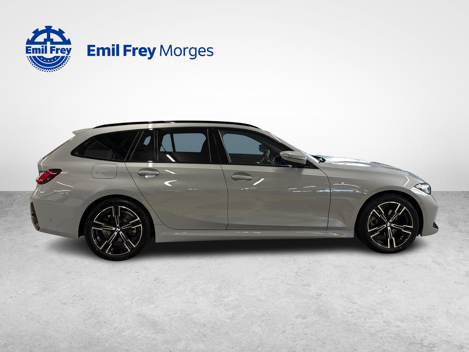 BMW 320d xDrive SAG Touring 48V M-Sport-image-1
