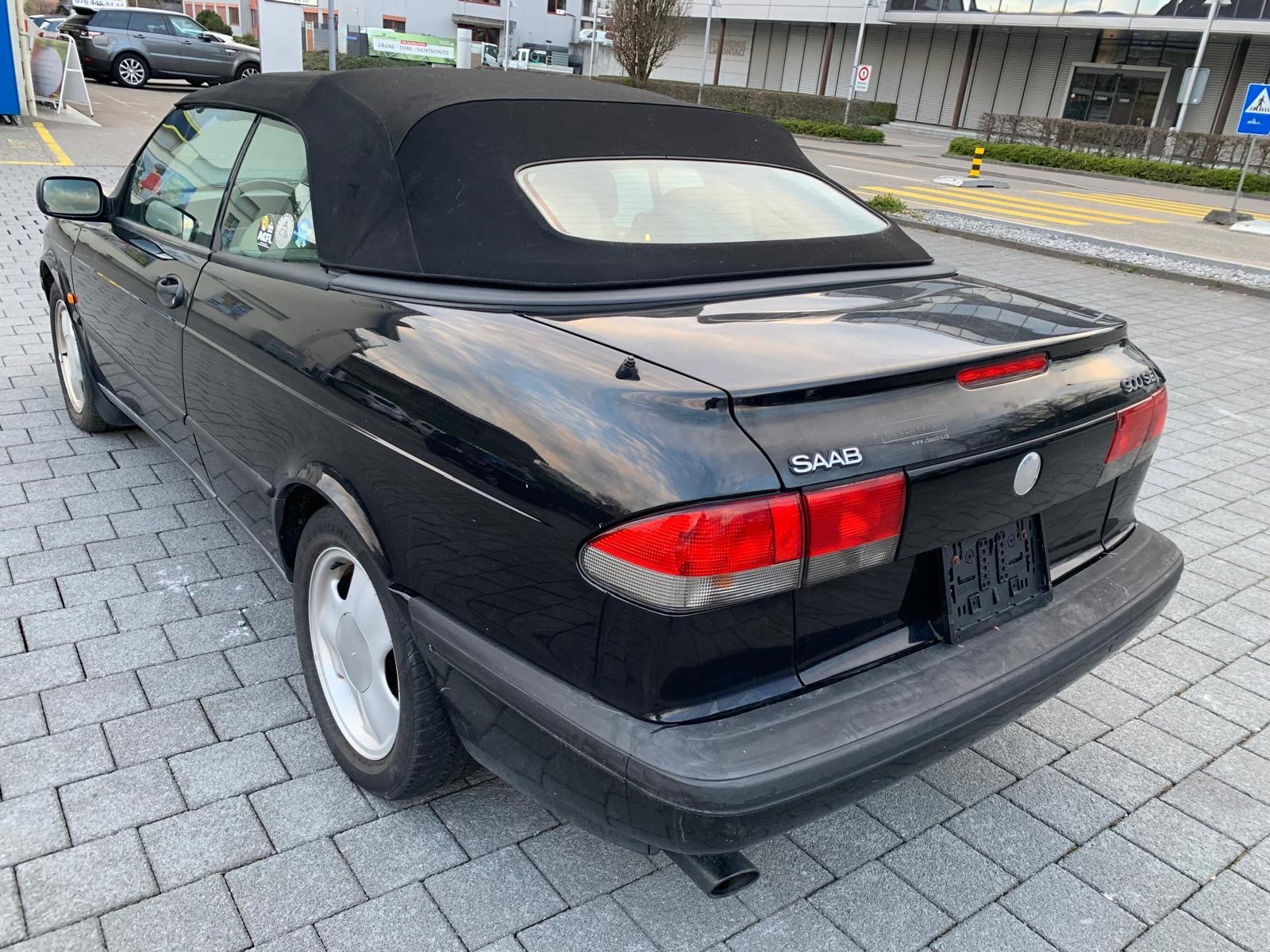 SAAB 900-image-3