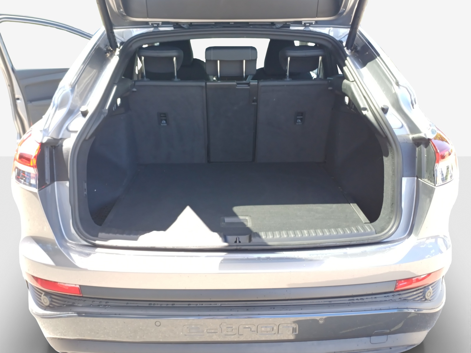 AUDI Q4 Sportback e-tron 50 quattro-image-13