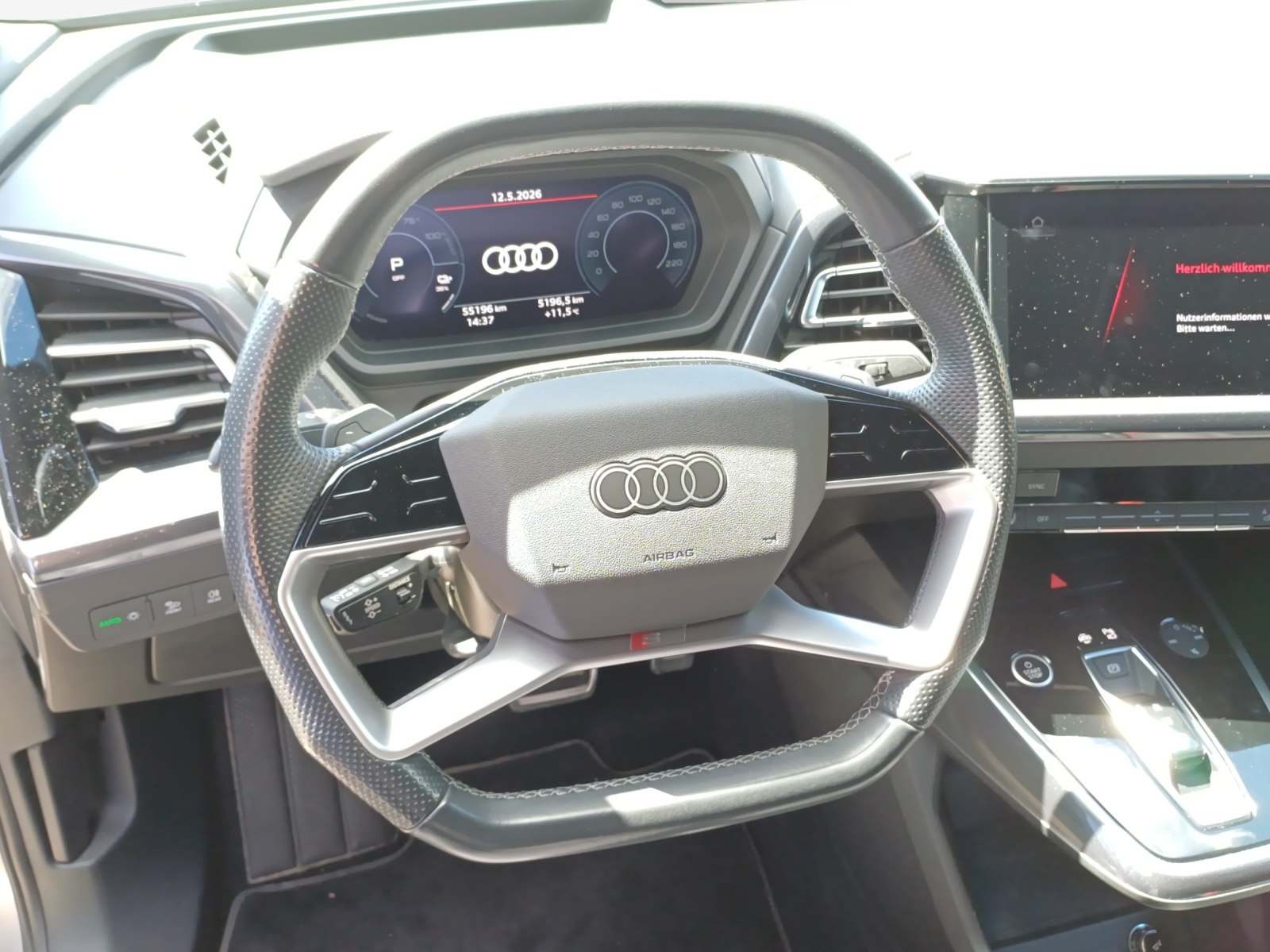 AUDI Q4 Sportback e-tron 50 quattro-image-10