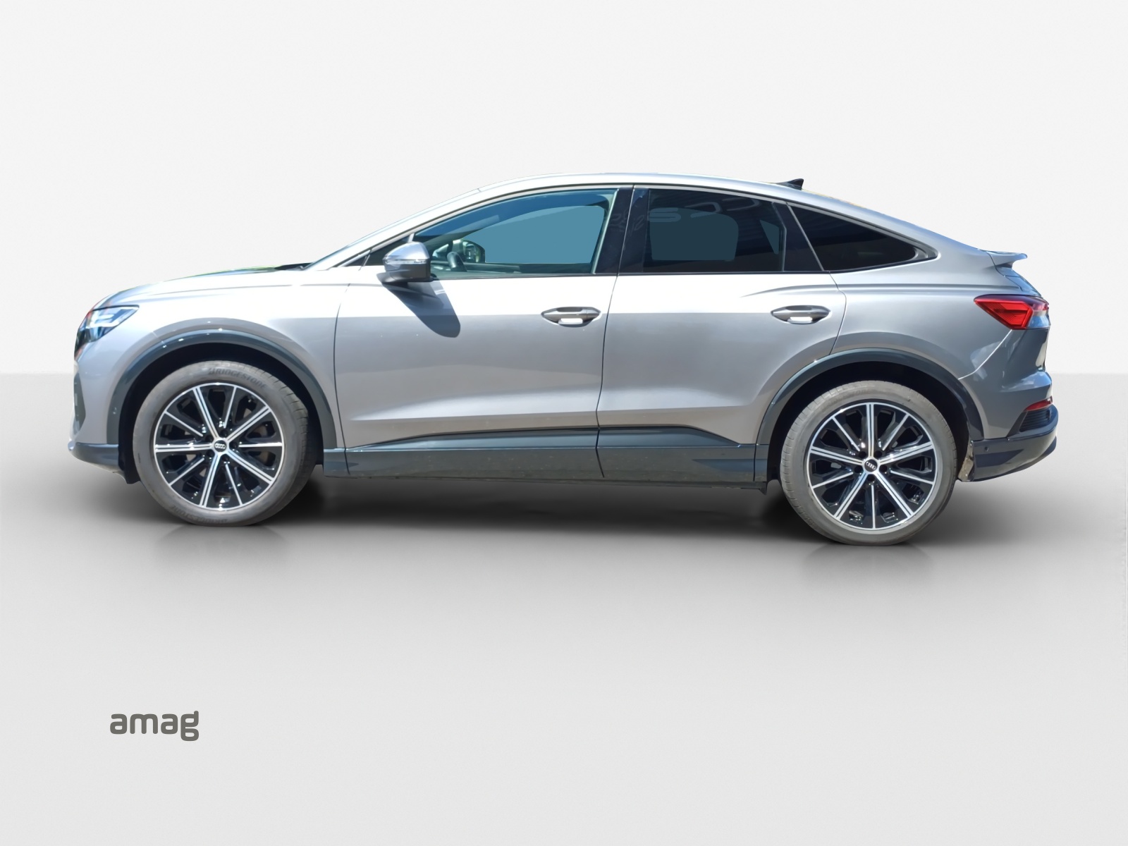 AUDI Q4 Sportback e-tron 50 quattro-image-1