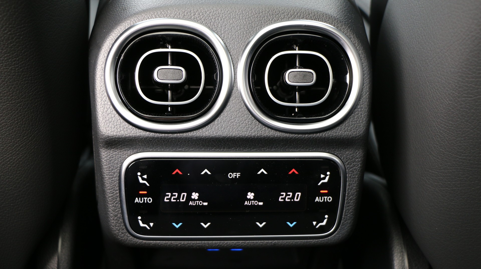 MERCEDES-BENZ C 220 d 4MATIC T-Modell Swiss Star-image-7