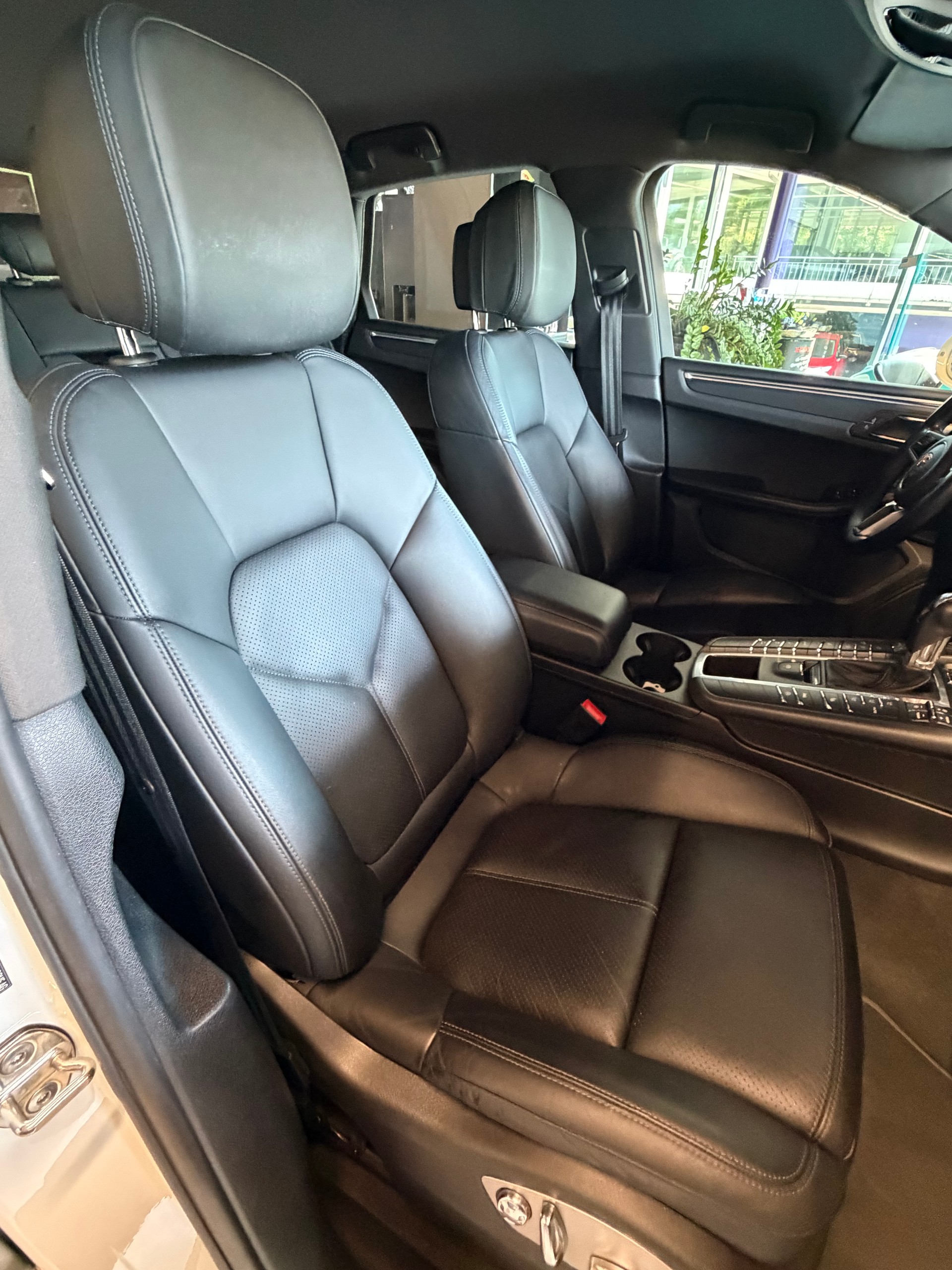 PORSCHE Macan PDK-image-13