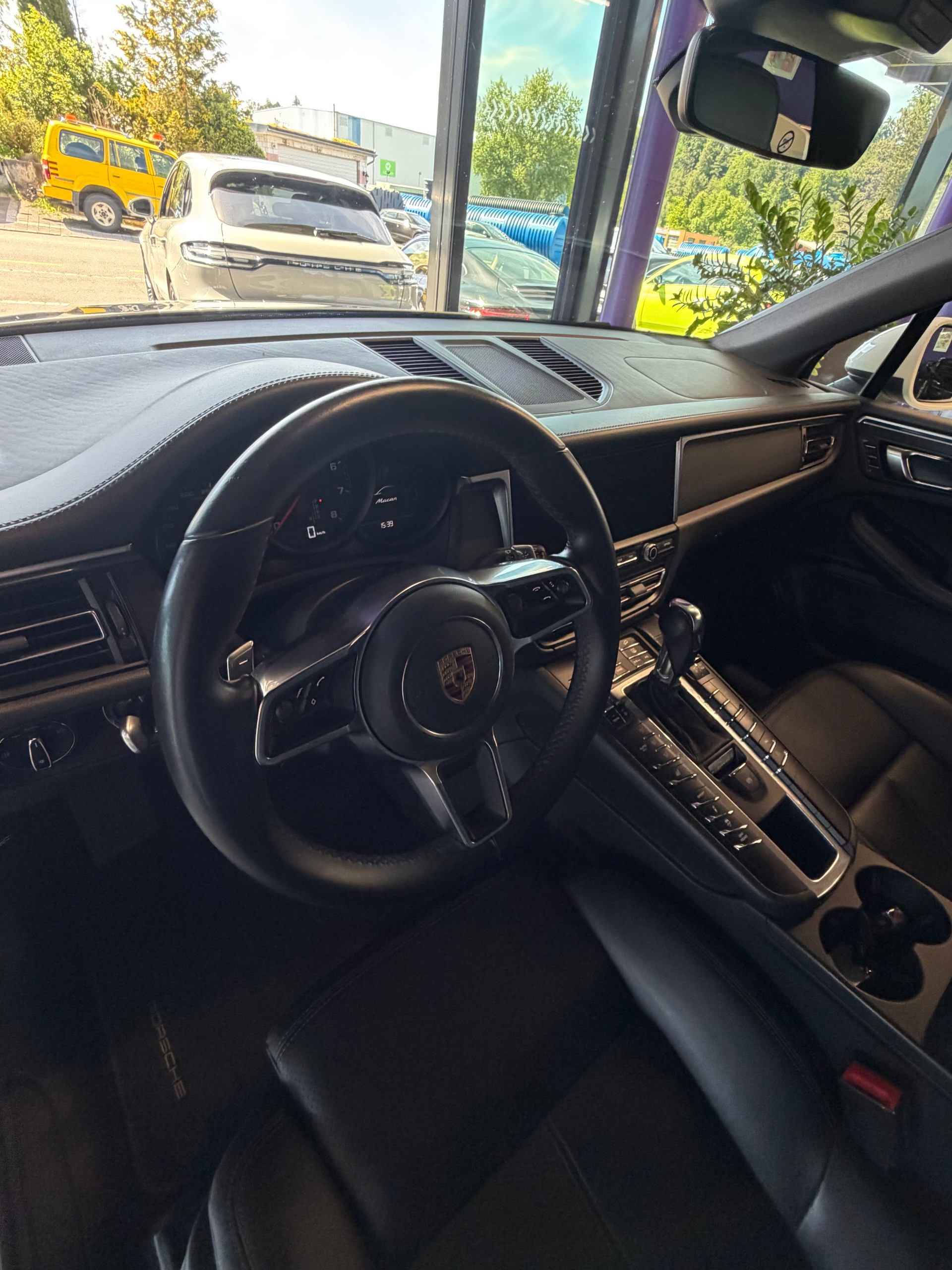 PORSCHE Macan PDK-image-11