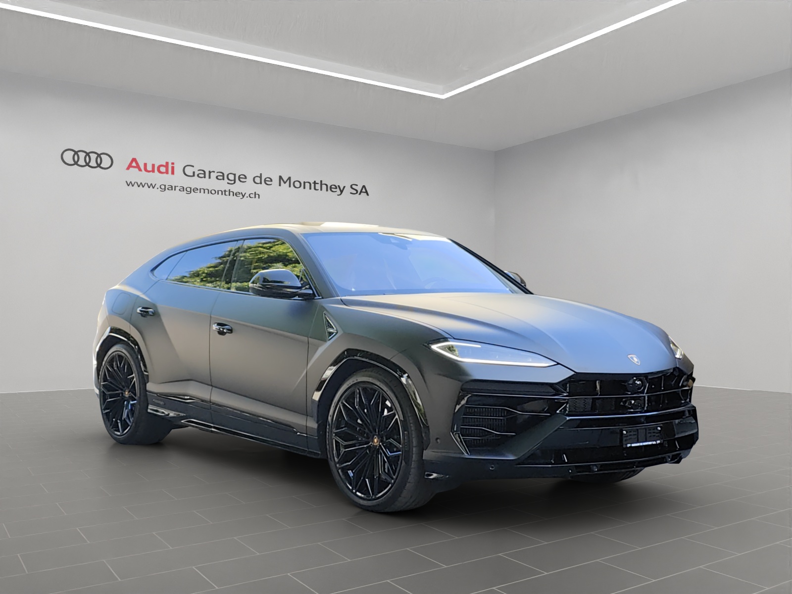 LAMBORGHINI Urus SE-image-5