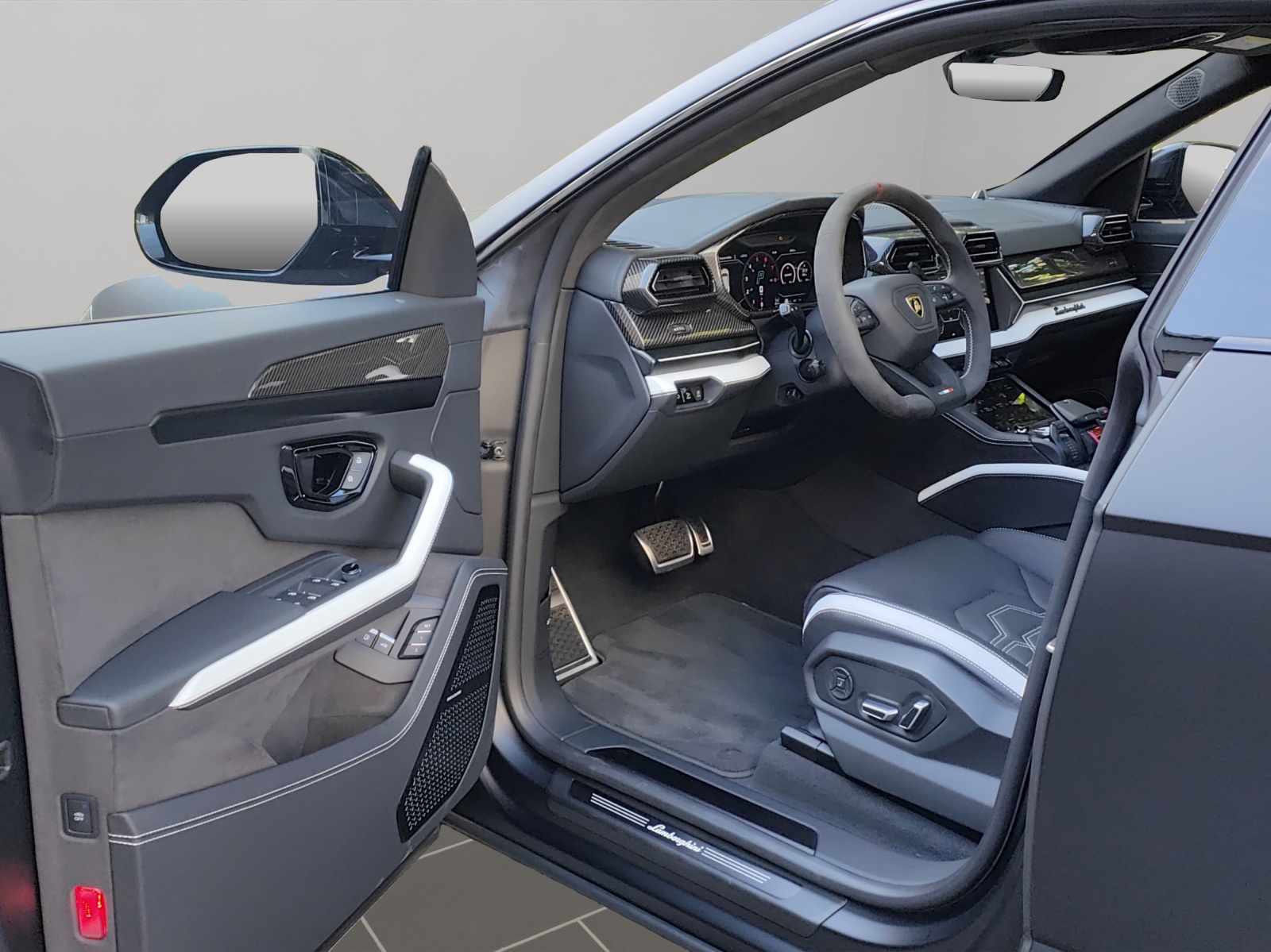 LAMBORGHINI Urus SE-image-8