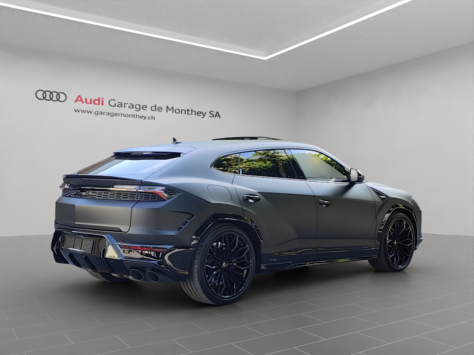 LAMBORGHINI Urus SE-image-4