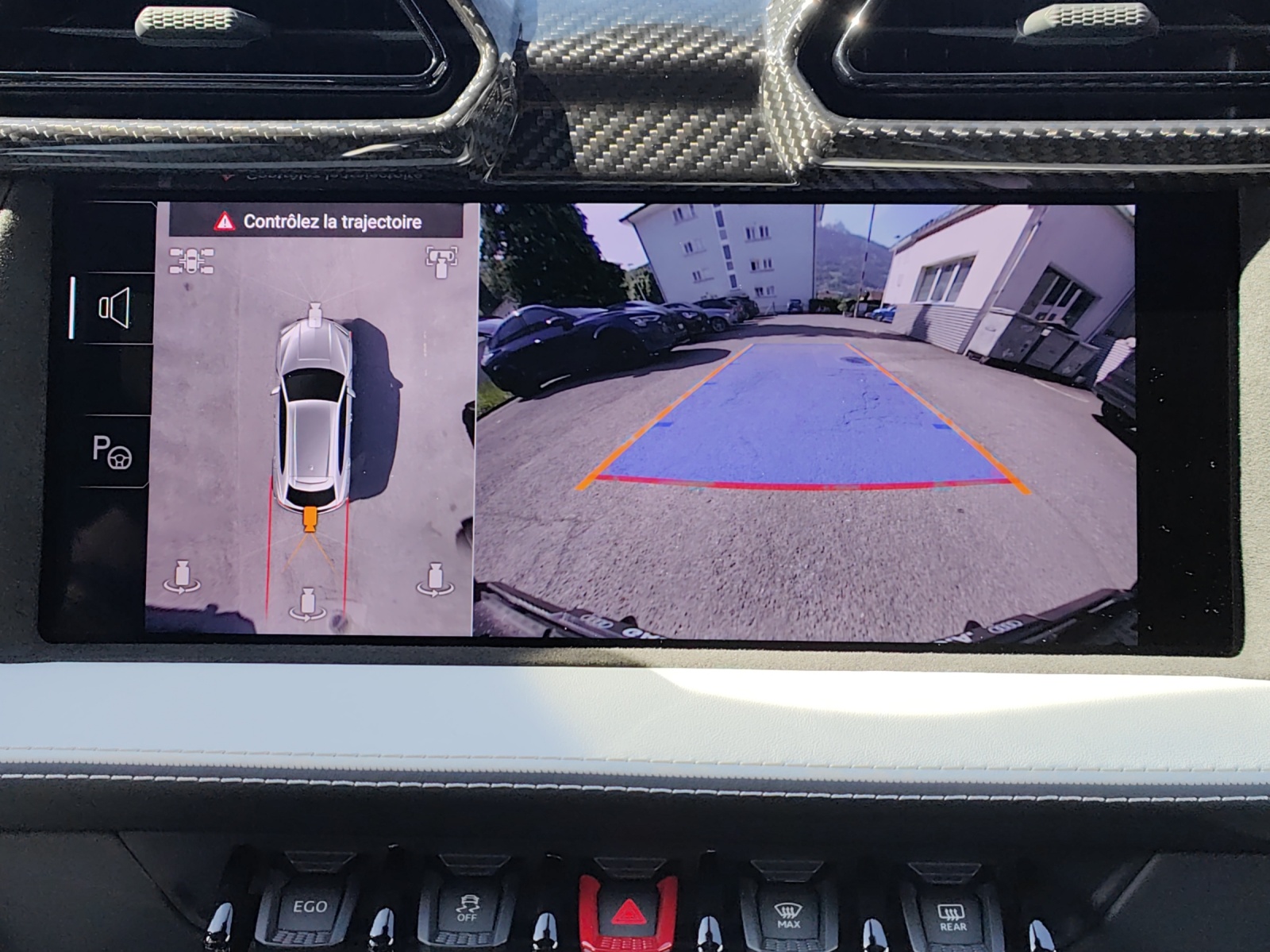 LAMBORGHINI Urus SE-image-13