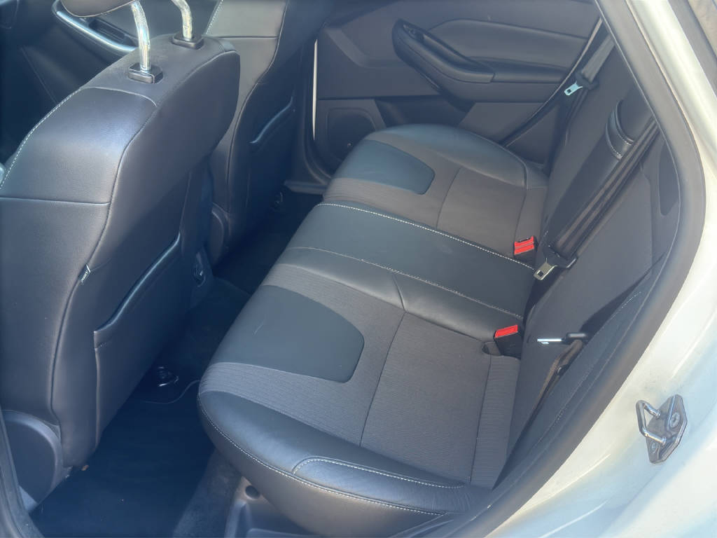FORD Focus 1.6i Ti-VCT 125 Trend-image-10