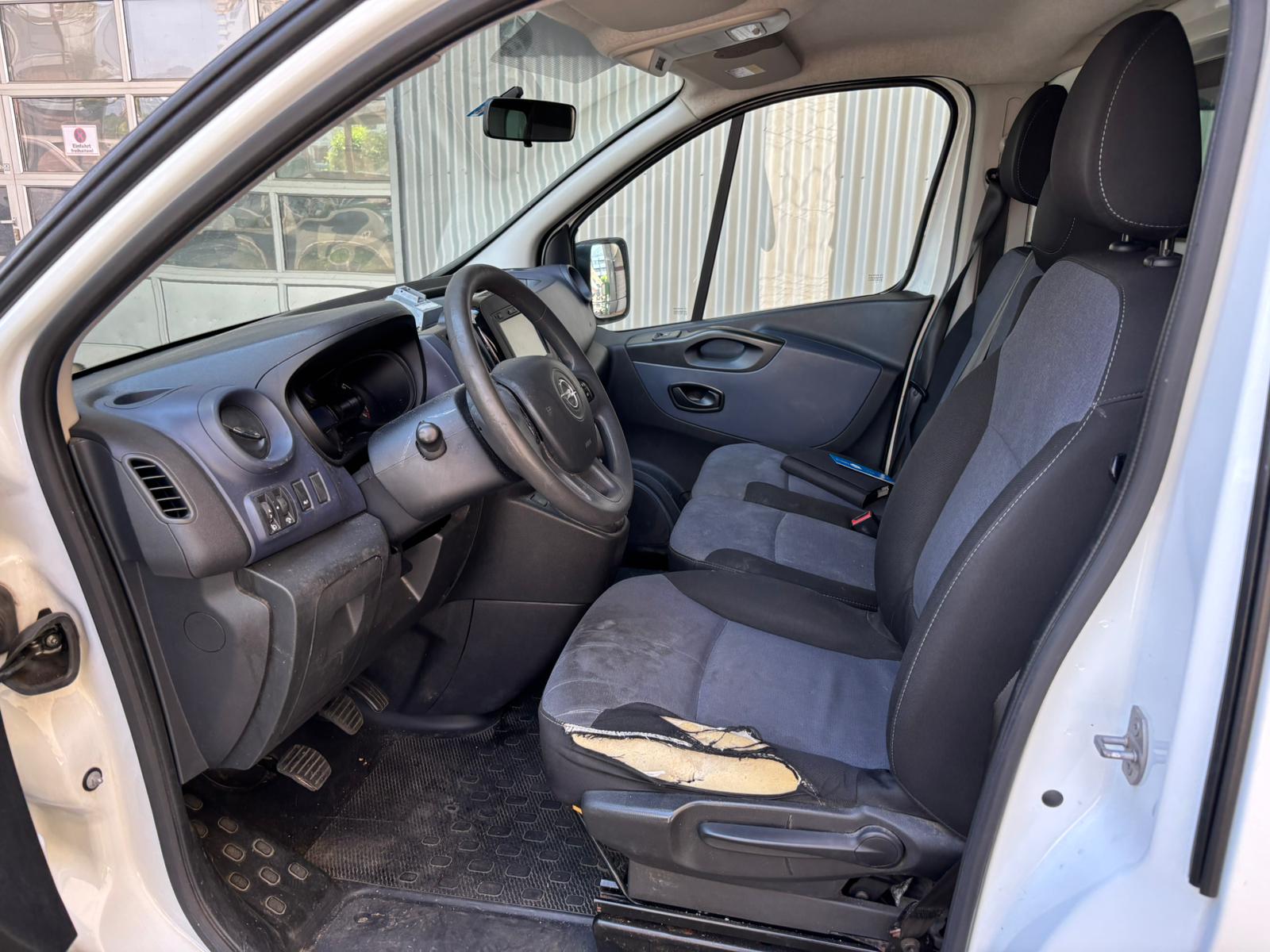 OPEL Vivaro 1.6 CDTI 2.7t L1H1-image-9