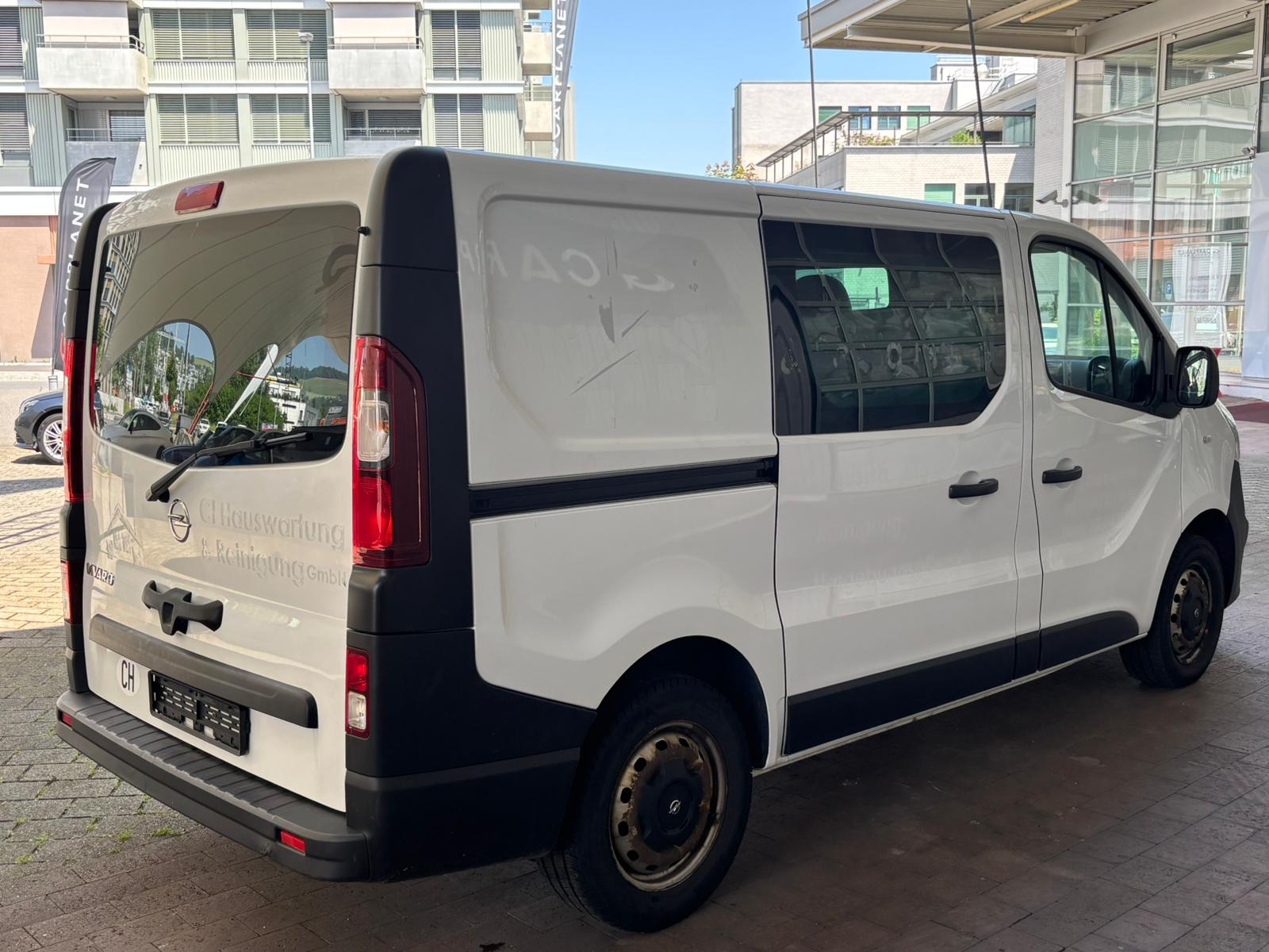 OPEL Vivaro 1.6 CDTI 2.7t L1H1-image-1