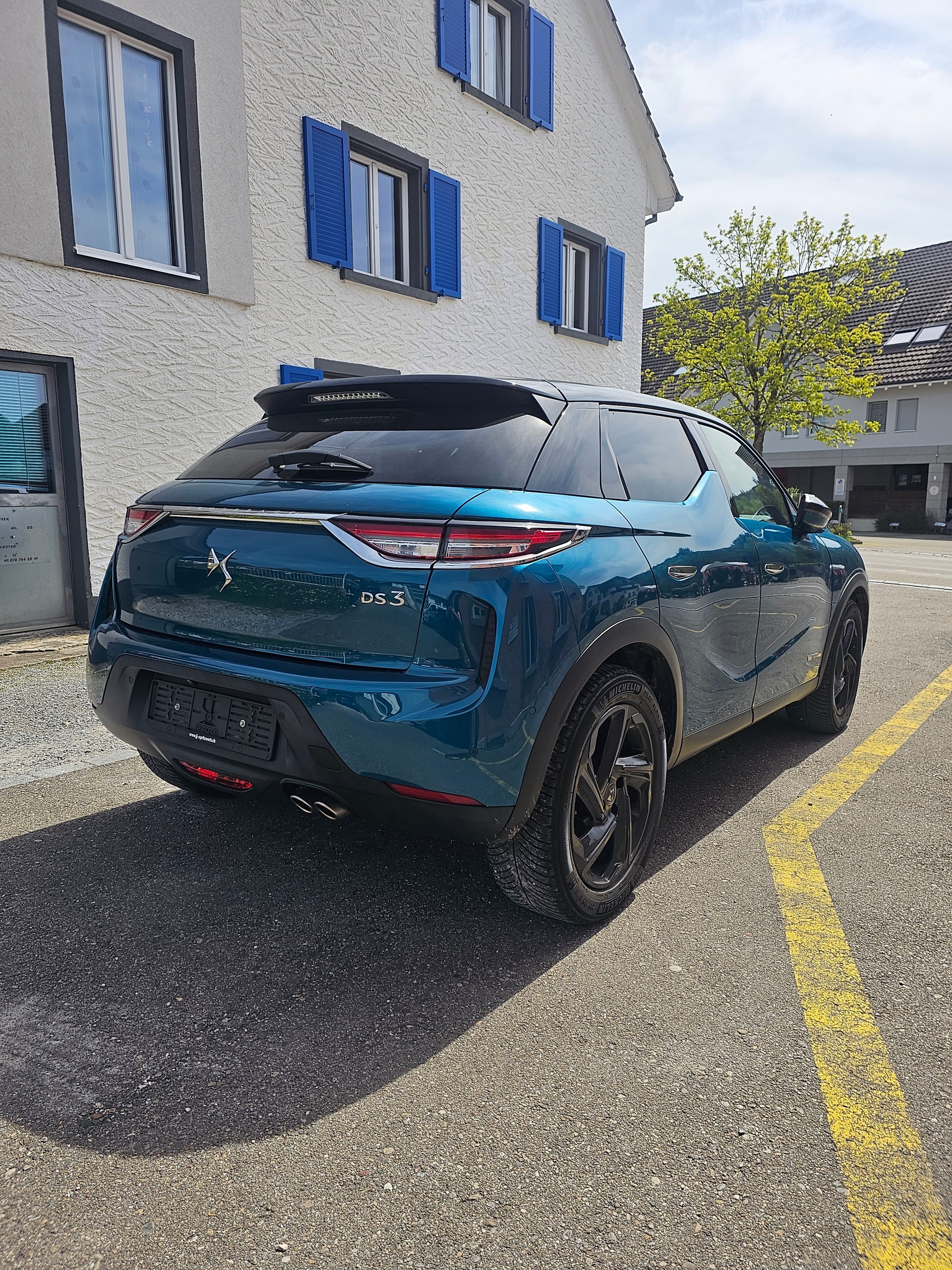 DS AUTOMOBILES DS 3 Crossback 1.2 PureTech SO Chic EAT8-image-3